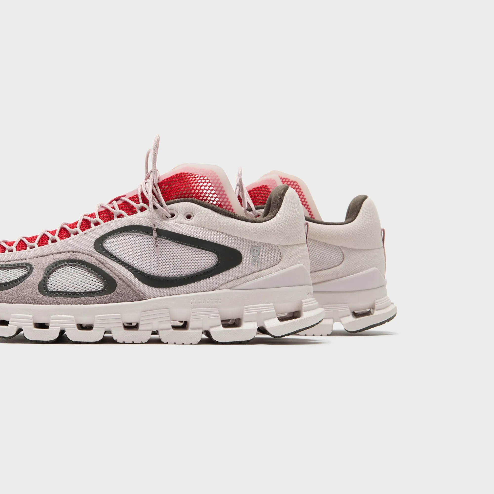 On Running X Fka Twigs Wmns Cloud X - Lily UV - Protection Leather
