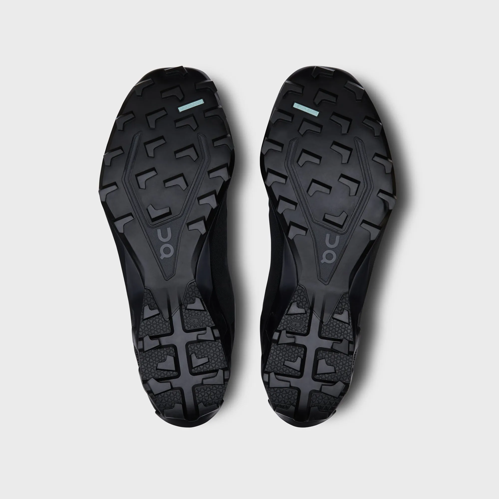On Running X Post Archive Faction Cloudventure Peak - All Black Comfortable Training