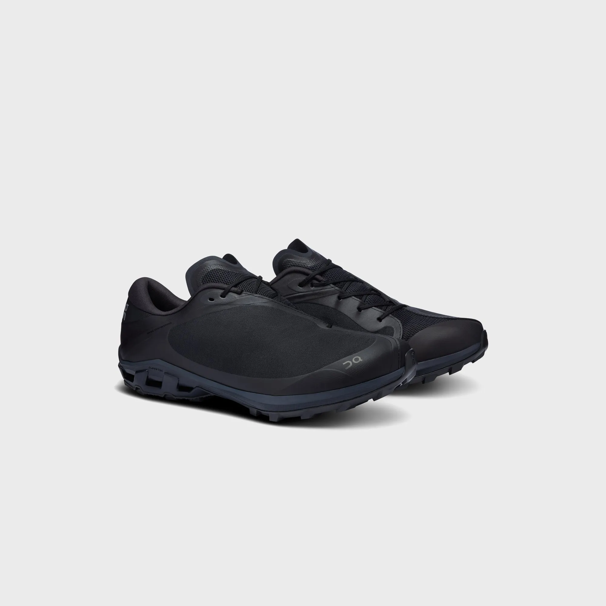 On Running X Post Archive Faction Cloudventure Peak - All Black Shock Reduction Straps