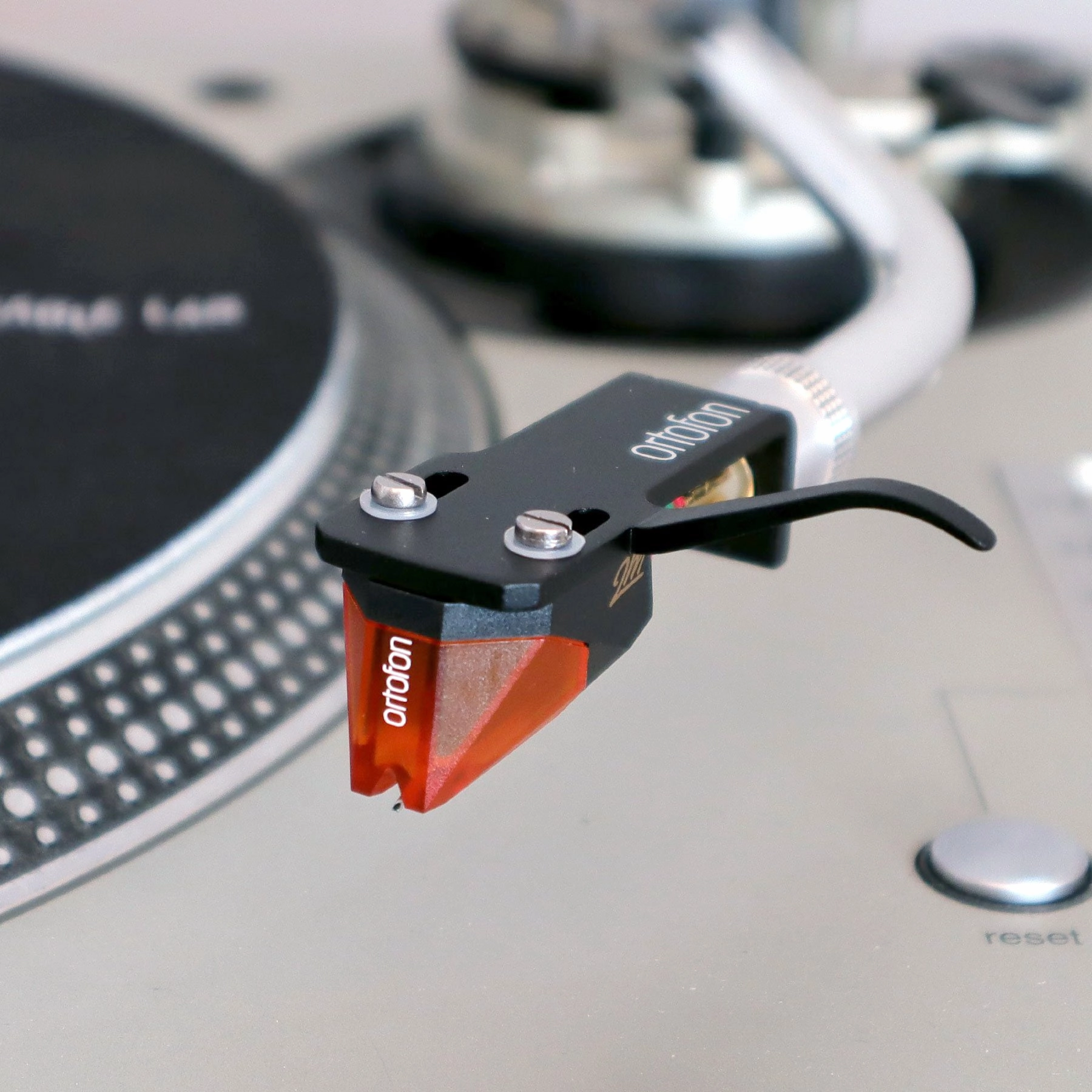 Ortofon: 2M Bronze Cartridge Mounted on SH-4 Headshell (Black) hi-fi digital music server,hi-fi speaker wall mount,hi-fi amp upgrade