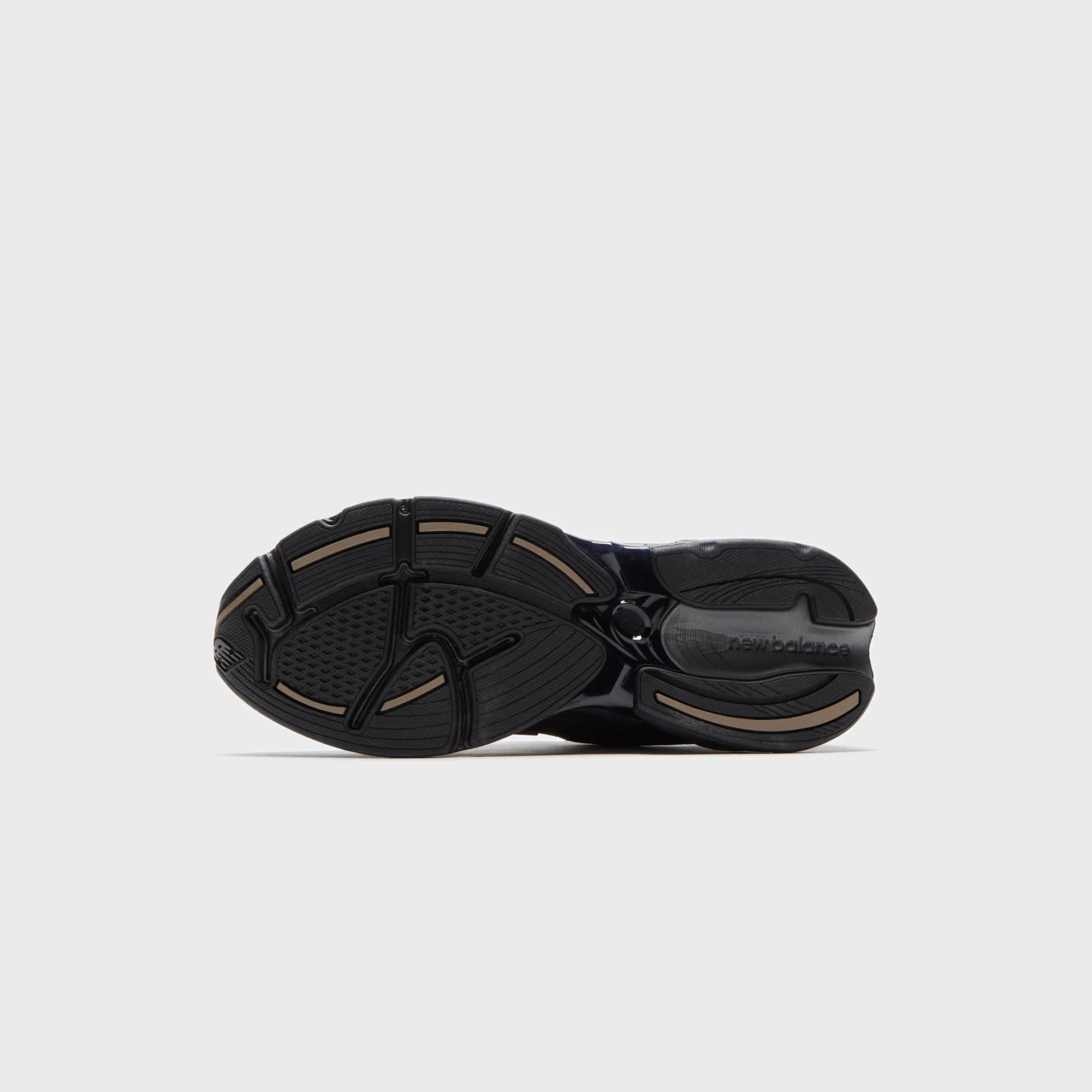 Built to Perform Clearance Sale New Balance Abzorb 2010  - Black / Brown