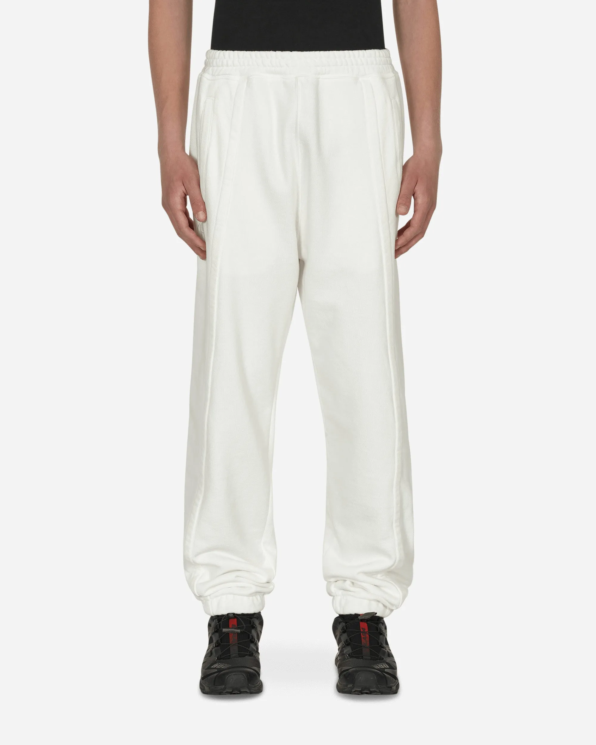 Chevron Shape Insole Panel Basic Sweatpants White