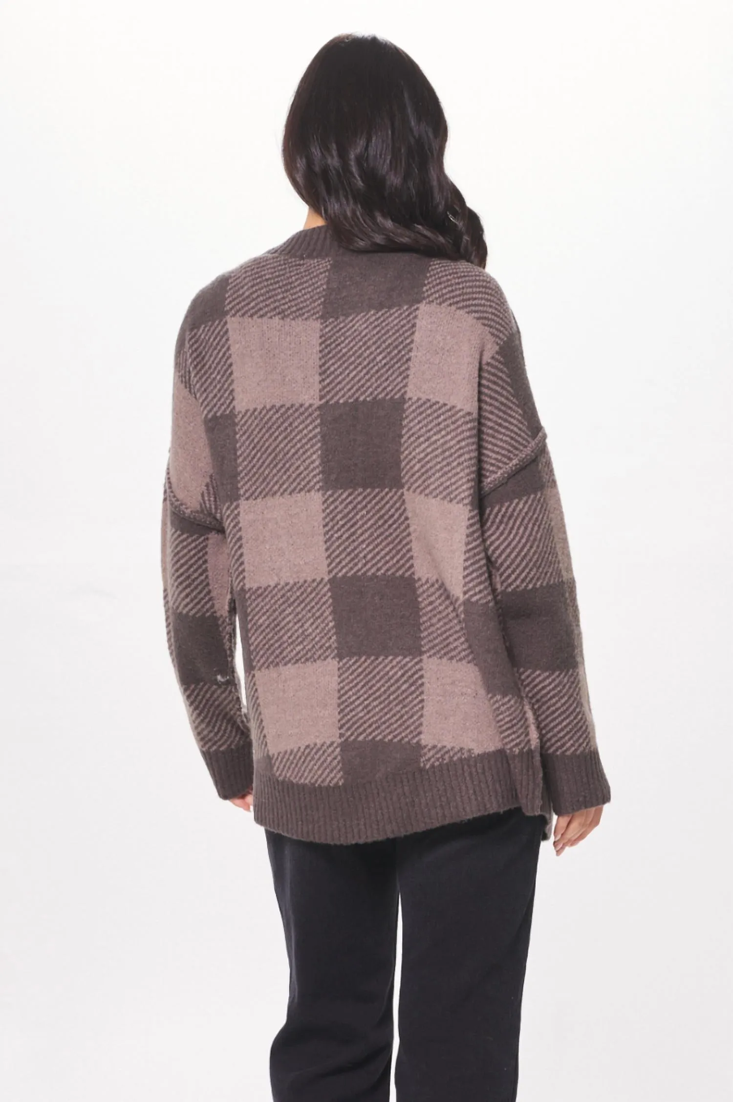 Cardigan en maille douce à carreaux taupe