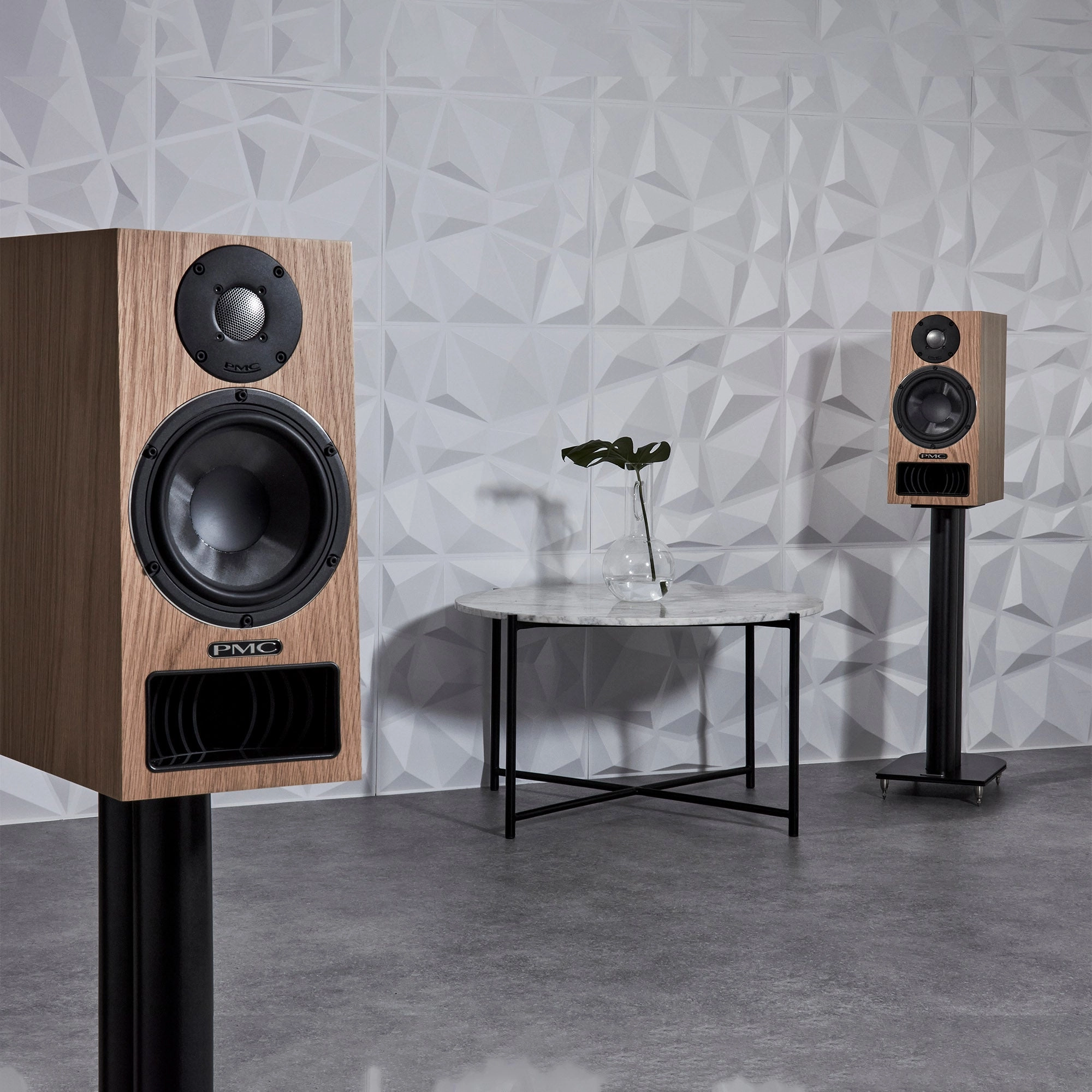 PMC twenty5 22i Bookshelf Speakers