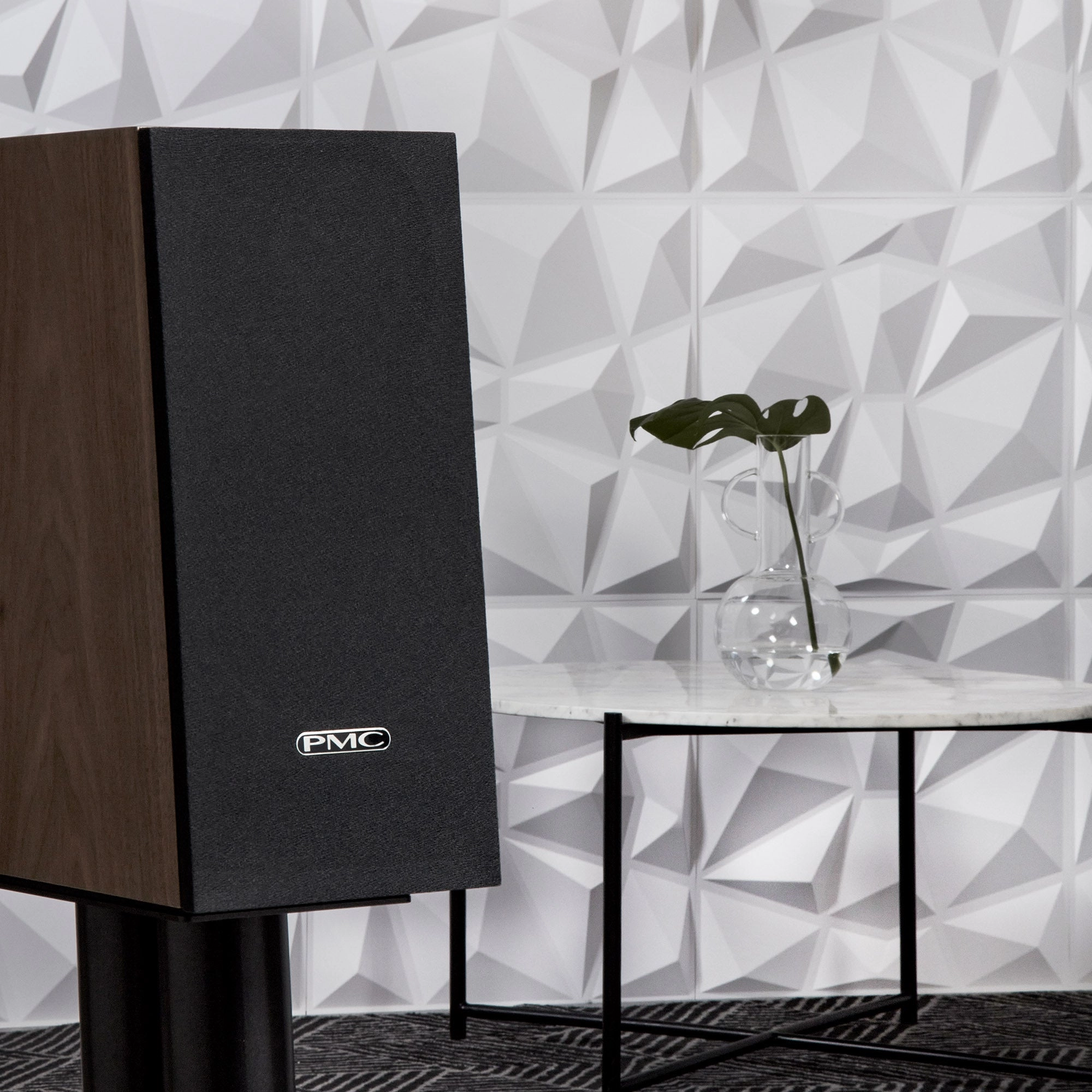 PMC twenty5 22i Bookshelf Speakers