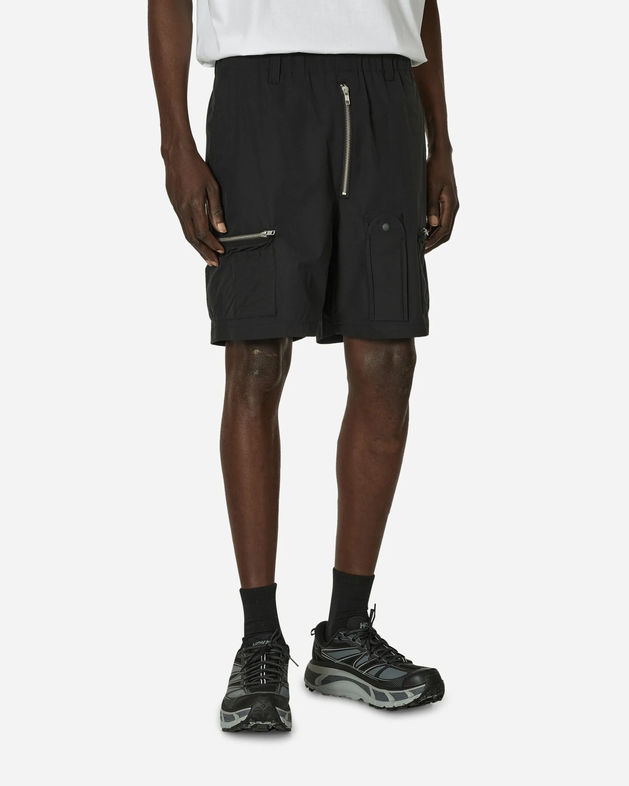 Pockets Shorts Black Standing