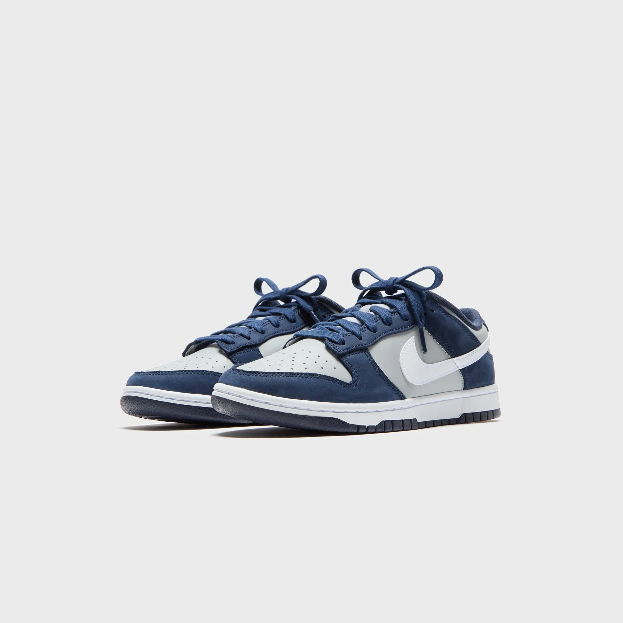 Born to Stand Out Nike Dunk Low - Obsidian / White / Light Smoke Grey