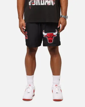 Short Classique Tissé Pro Standard des Chicago Bulls Noir