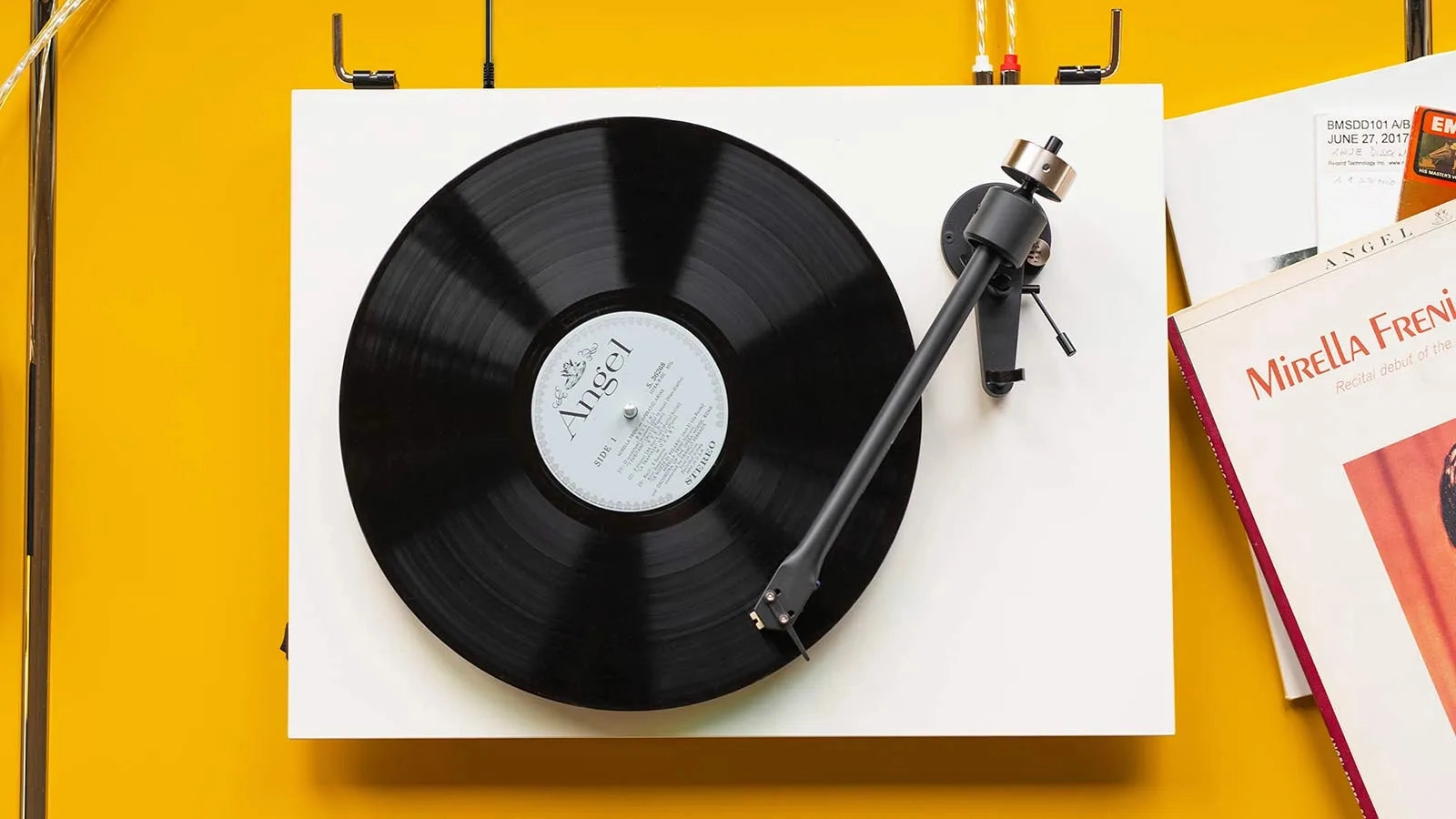 Pro-Ject: T2 Super Phono Turntable (Open Box Special)