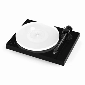 Pro-Ject: X1 B Turntable hi-fi DAC amp combo,hi-fi speaker impedance matcher,hi-fi RCA switch