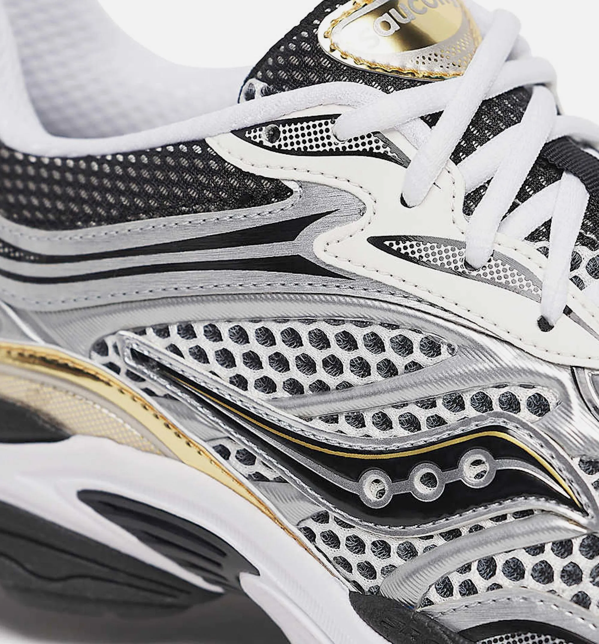 Rubber Sole Progrid Omni 9 Mens Lifestyle Shoe - Silver/Gold