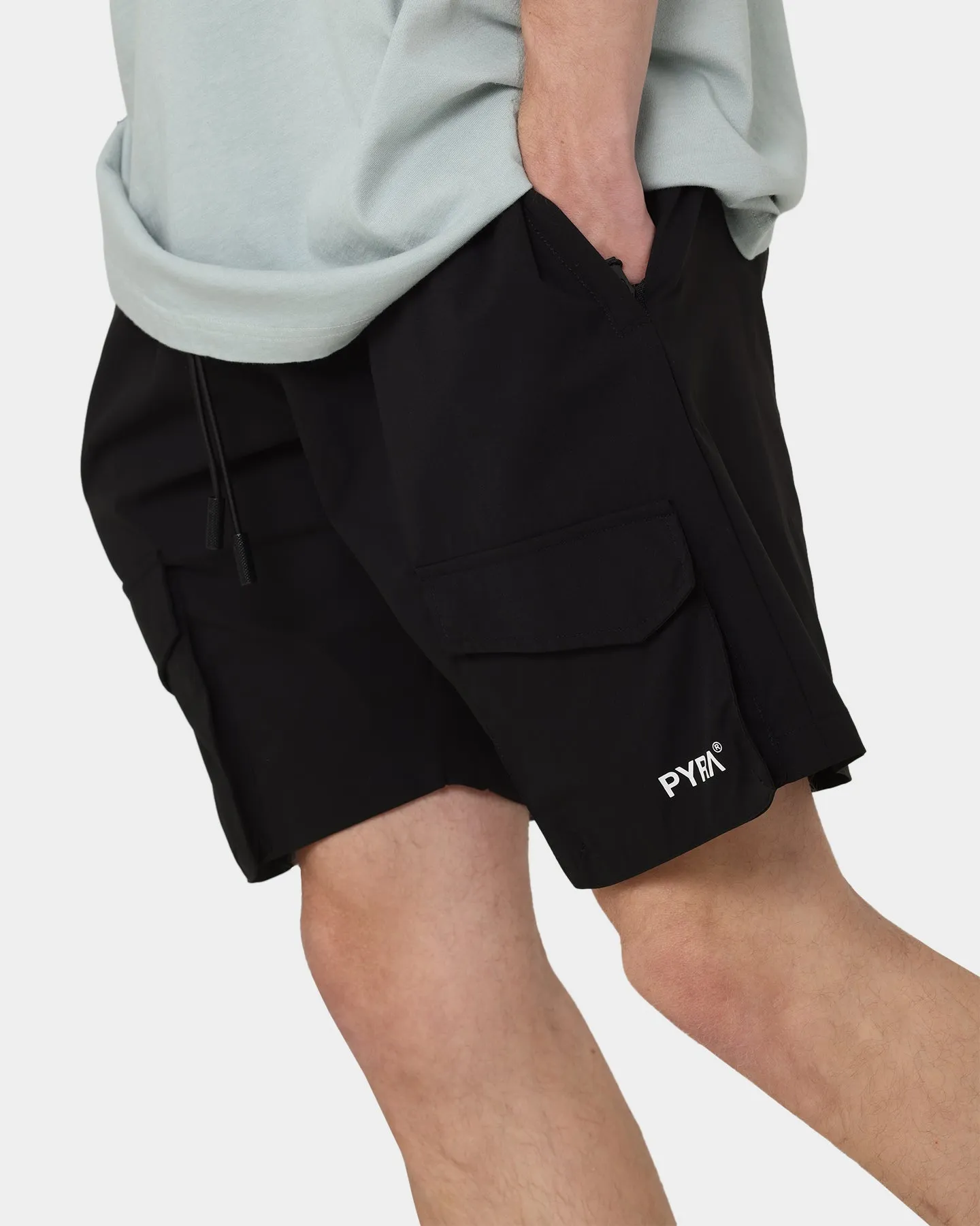 PYRA Shorts Cargo Flex Noir