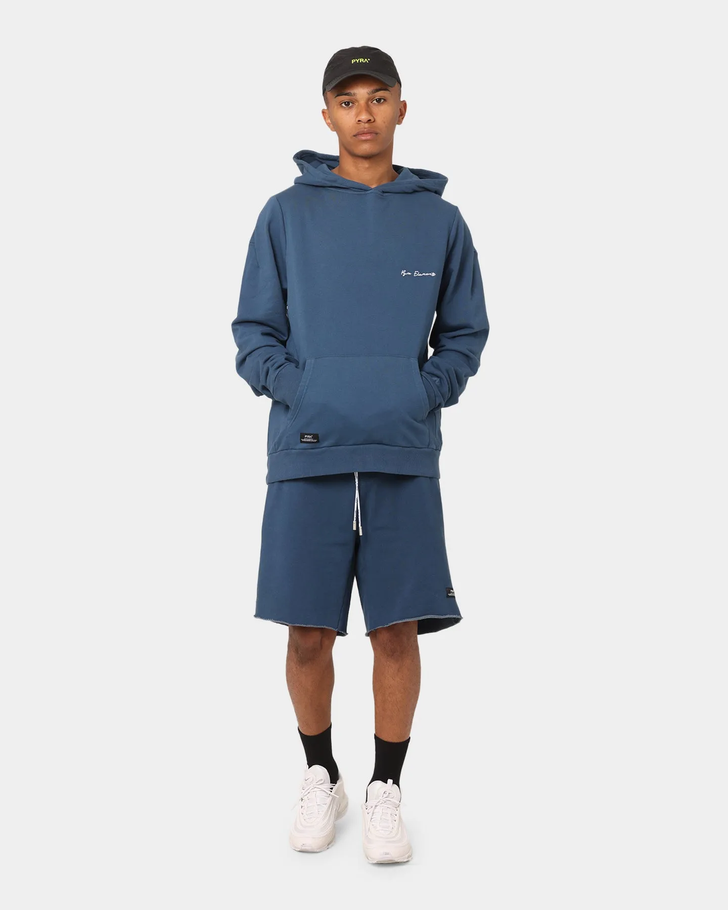 PYRA Shorts décontractés Raw en marine