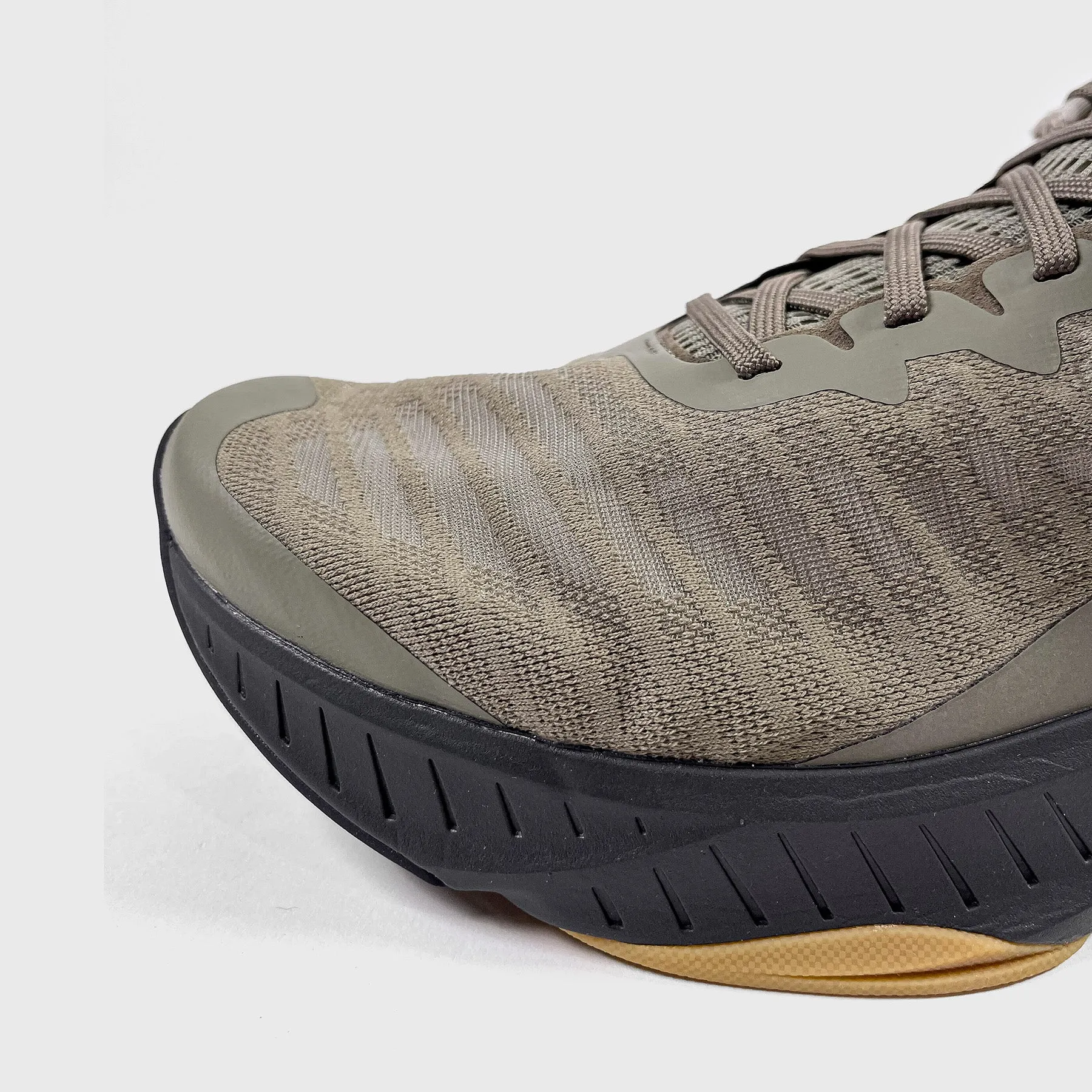 Soft Suede Leather Comfortable Sports In Use R.A.D - R-1 - Vetiver