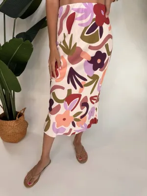Jupe mi-longue Rayssa à motifs floraux roses