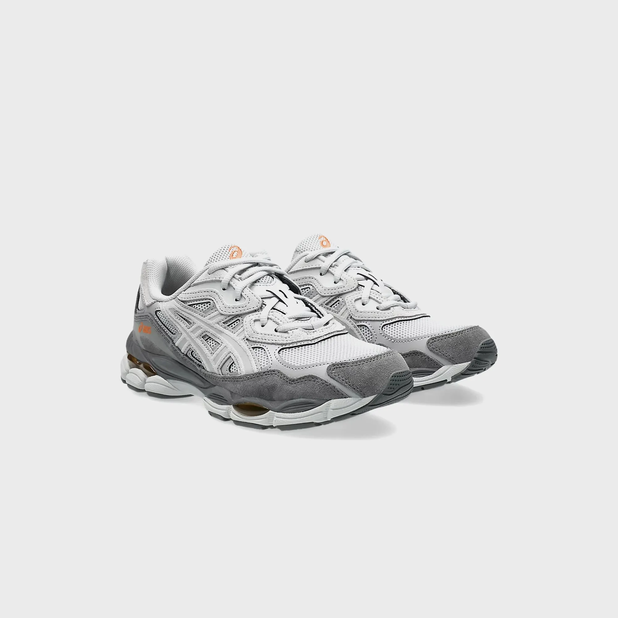 Hit Your Next Level Stay in Motion Asics Gel-Nyc - Cloud Grey / Cement Grey