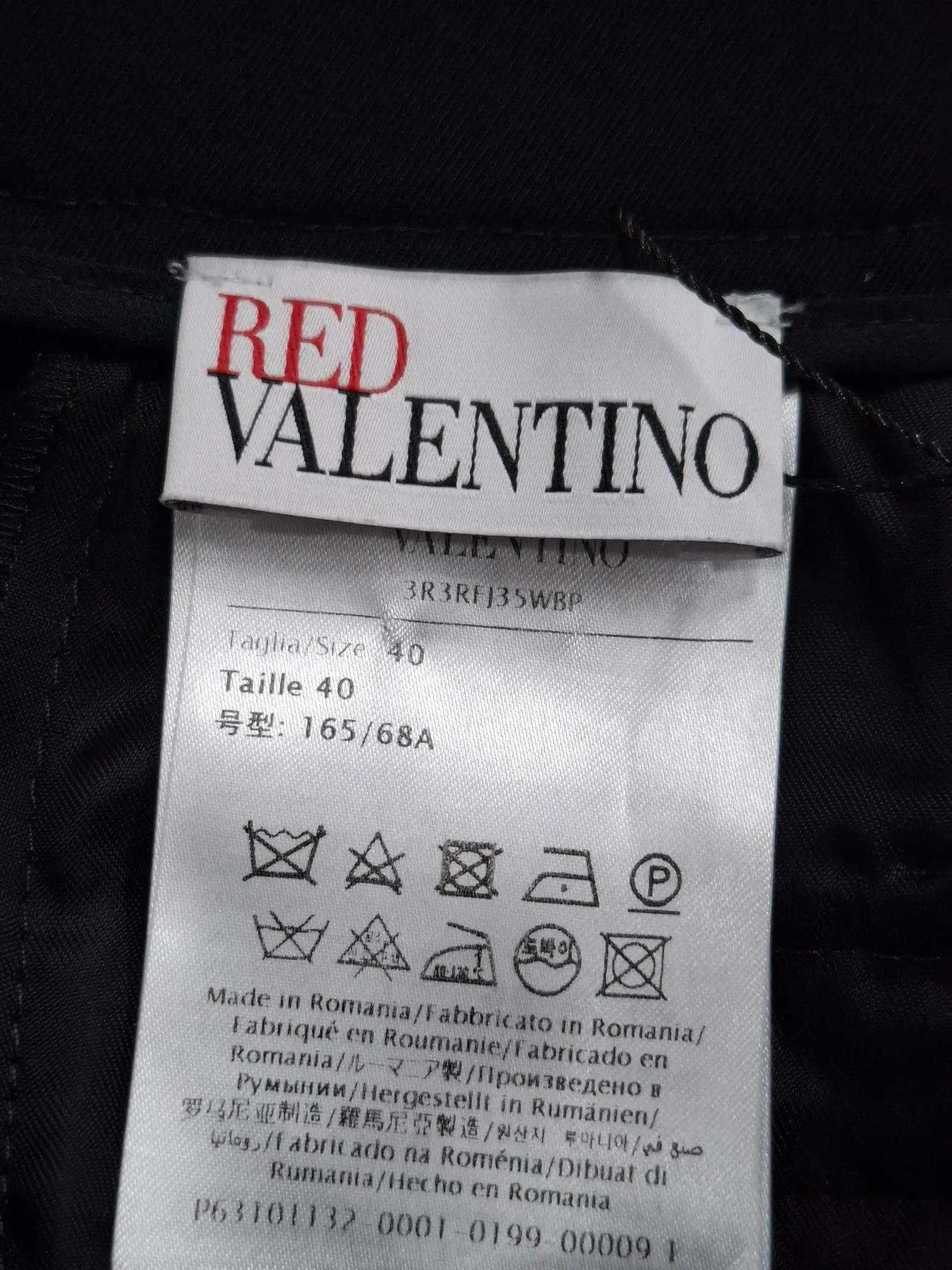 RED Valentino Jupe-Short Mini Brodée en Viscose Noire