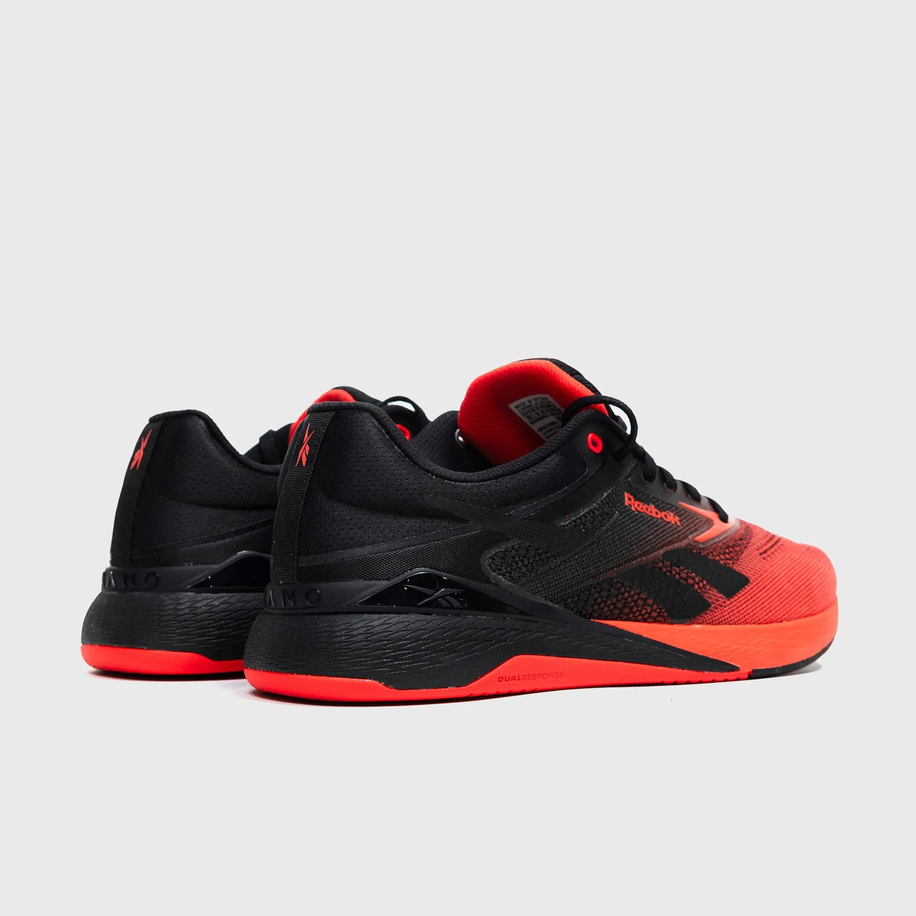 Ventilated Layout Design Design Reebok - Nano X5 - Black/Energy Red