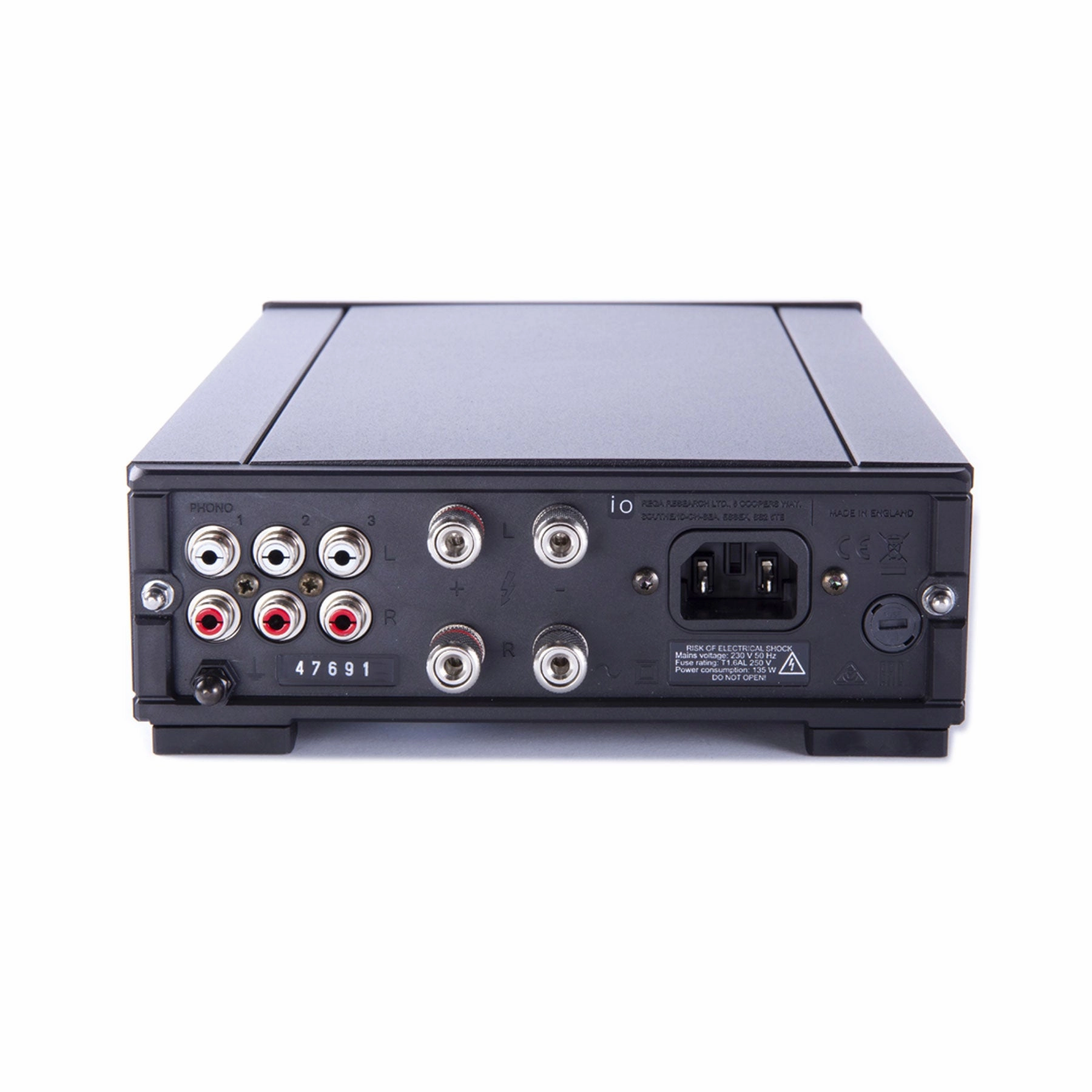 Rega: io Integrated Amplifier w/Phono Preamp