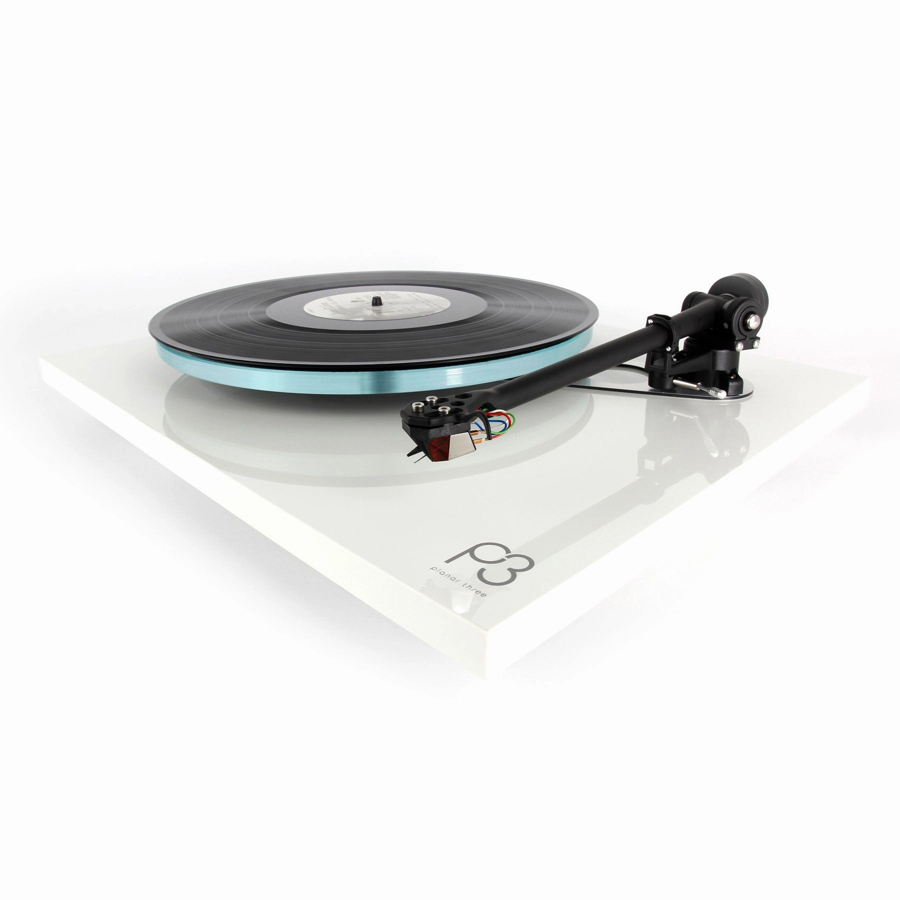 Rega: Planar 3 Turntable w/ Cartridge