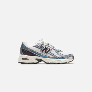 New Balance 740 - Plum Brown / Sea Stone Supportive Sponge