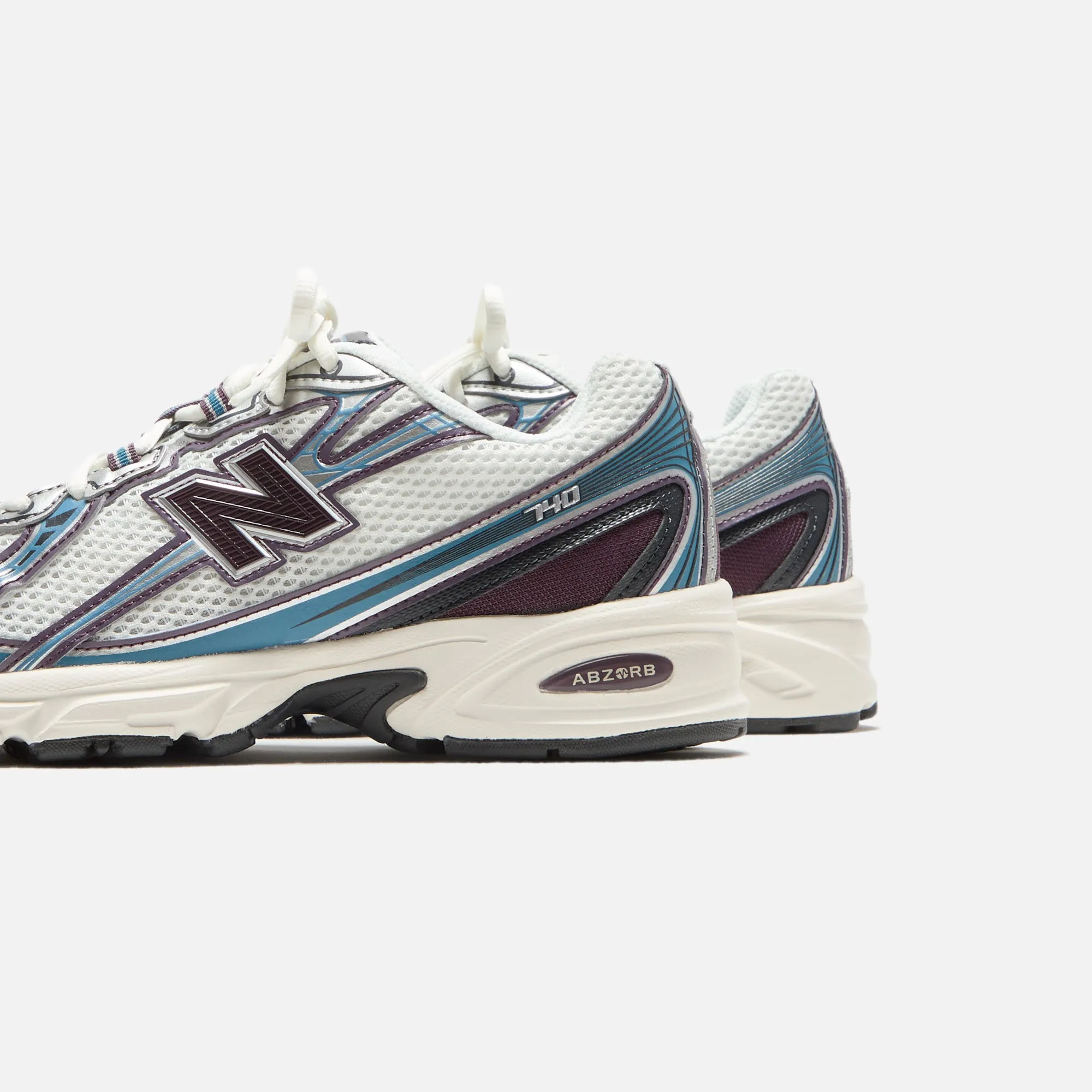 New Balance 740 - Plum Brown / Sea Stone Comfort Pulse Compression - Fit