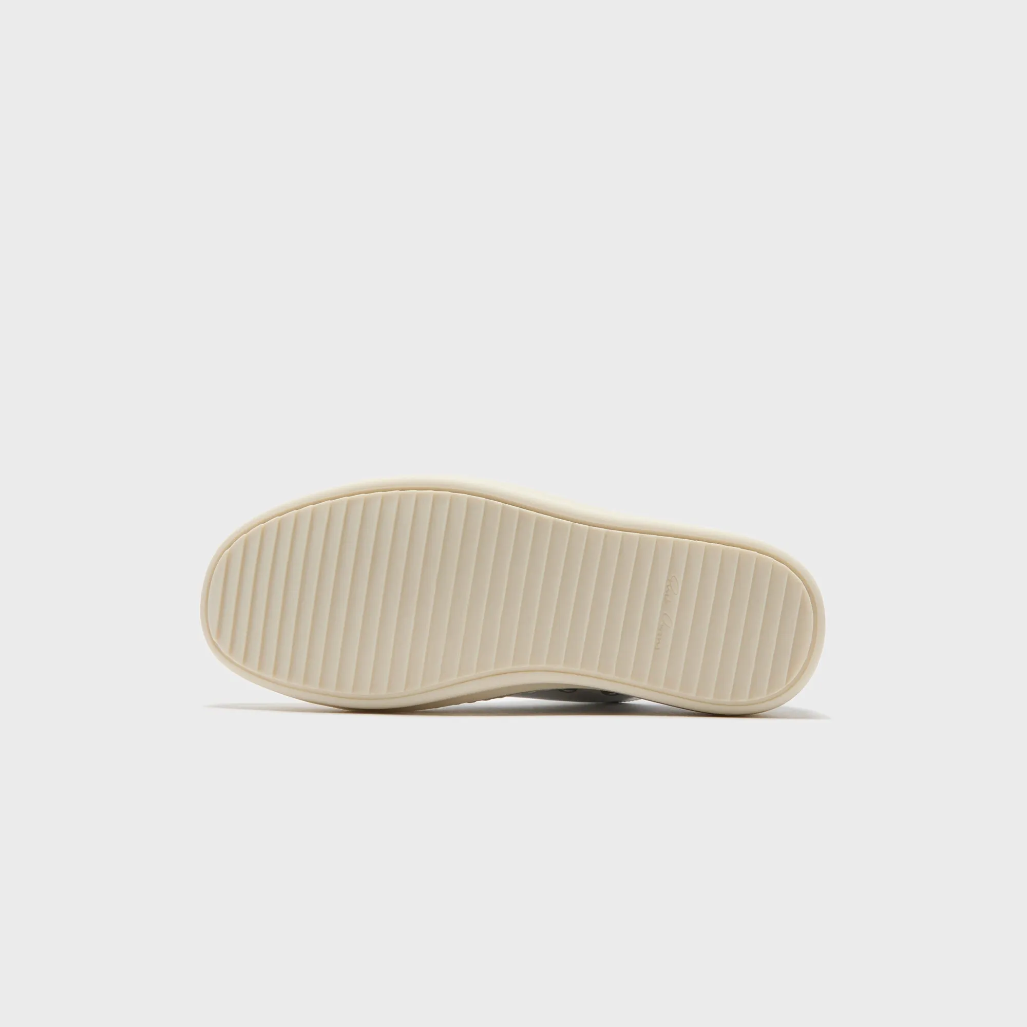 Slip Resistant Tread Pattern Soft And Leatherette Material Rick Owens Wmns Scarpe In Pelle Low Sneaks - Chalk / White / Milk / Milk