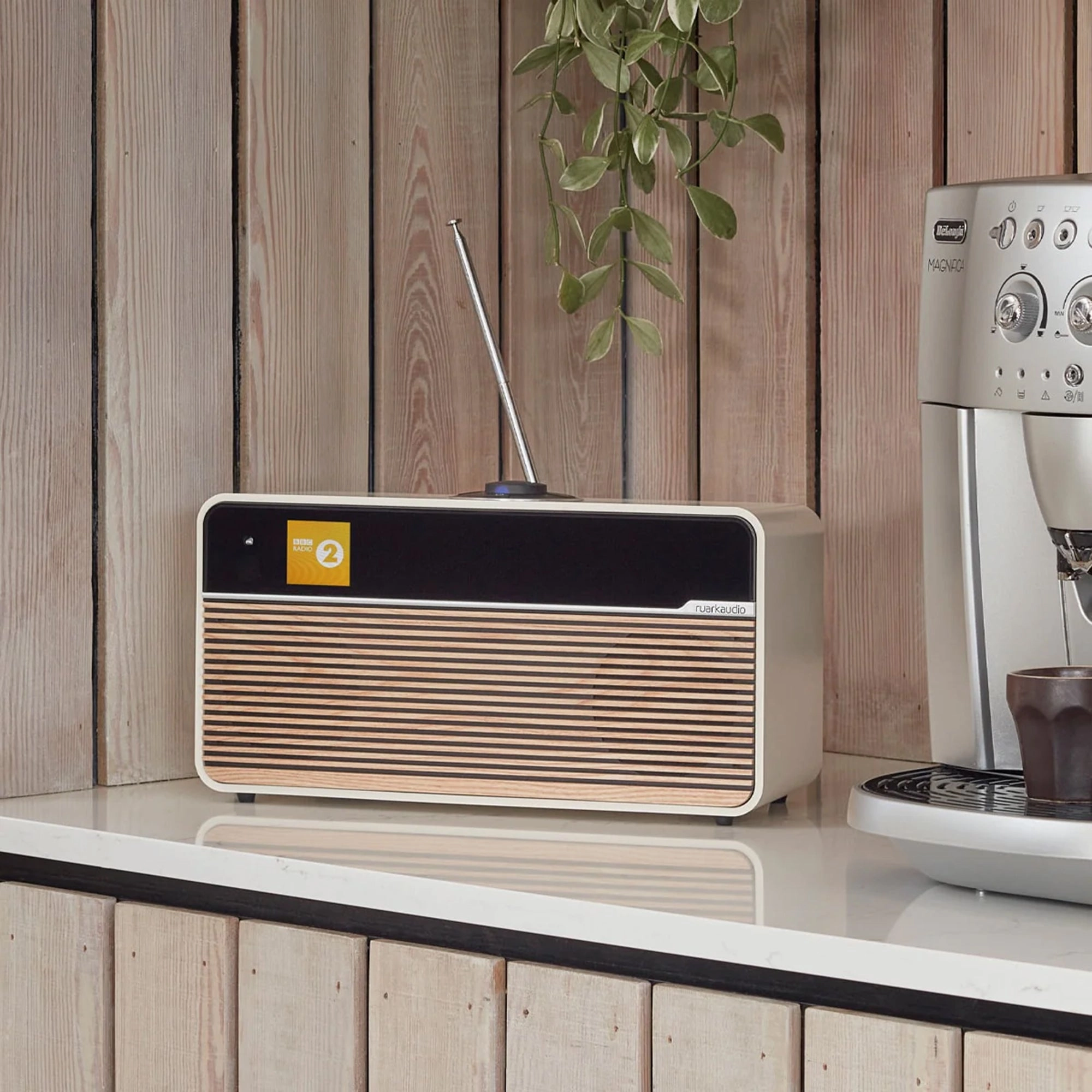 Ruark Audio R2 Mk4 Desktop Radio