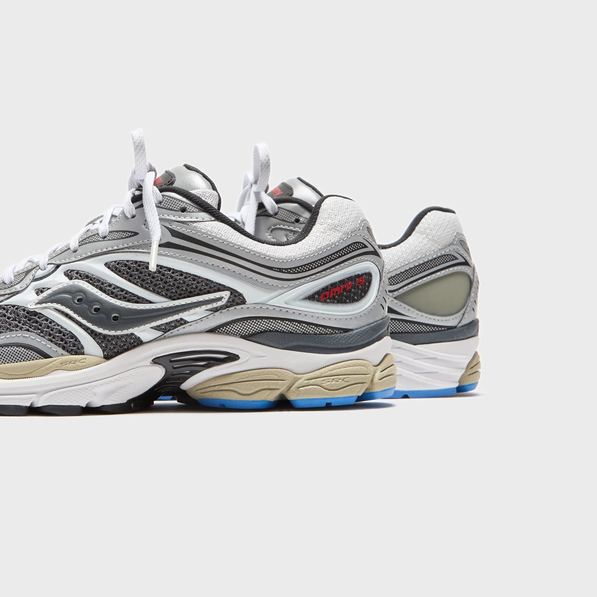 Comfortable Foot Experience Saucony Progrid Omni 9 - Grey / Silver