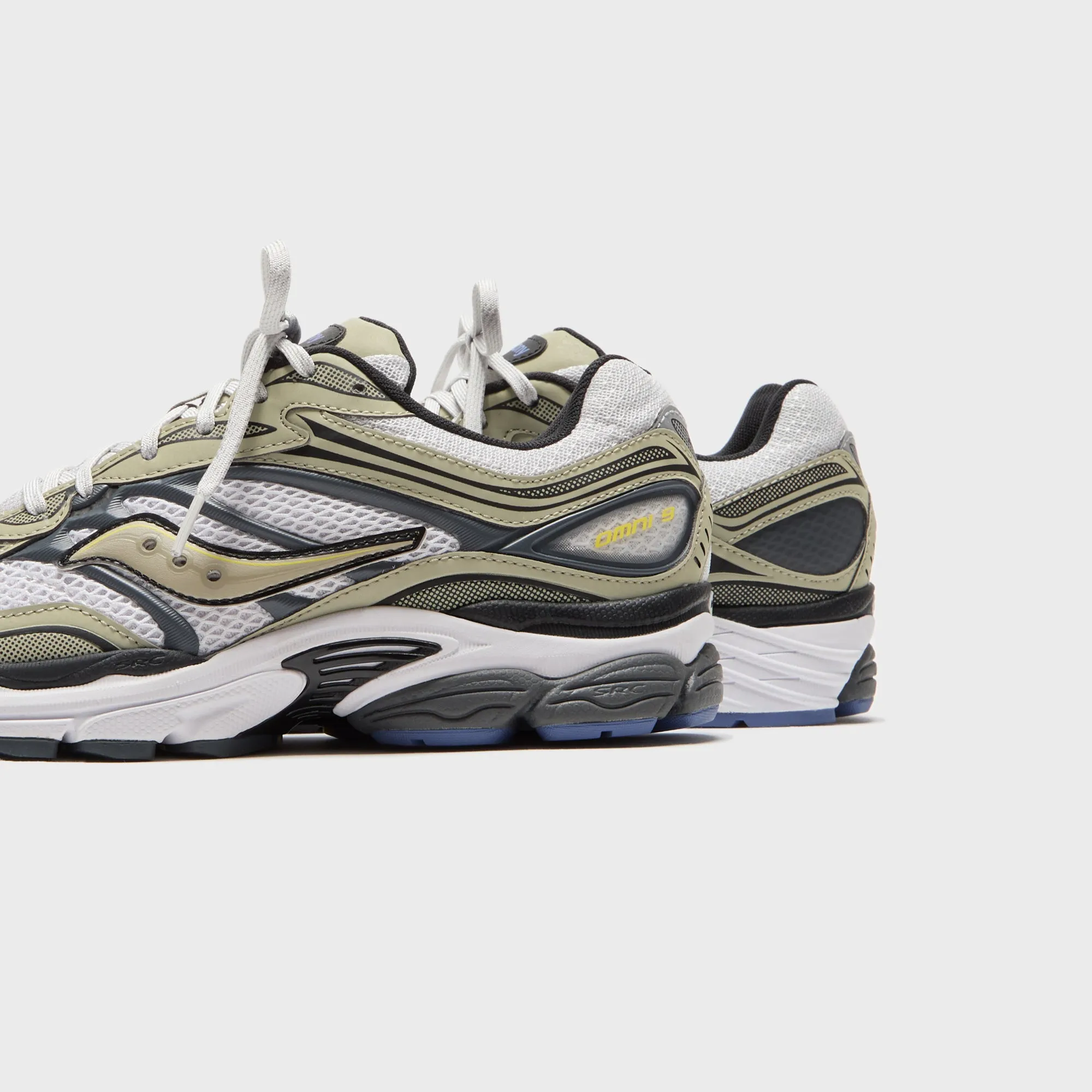 Not for the Ordinary Saucony Progrid Omni 9 - White / Gold