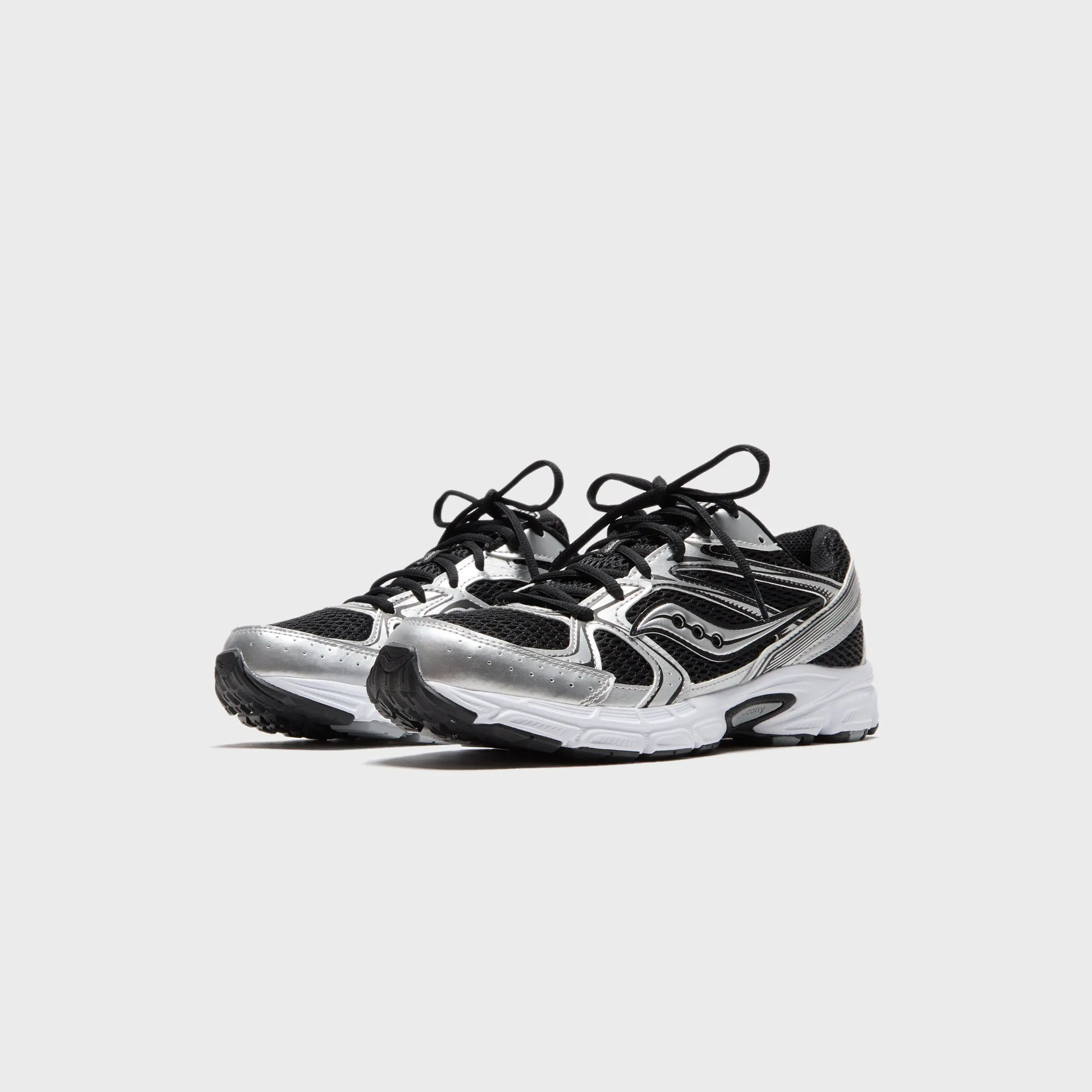 Charitably Saucony Ride Millennium - Black / Silver