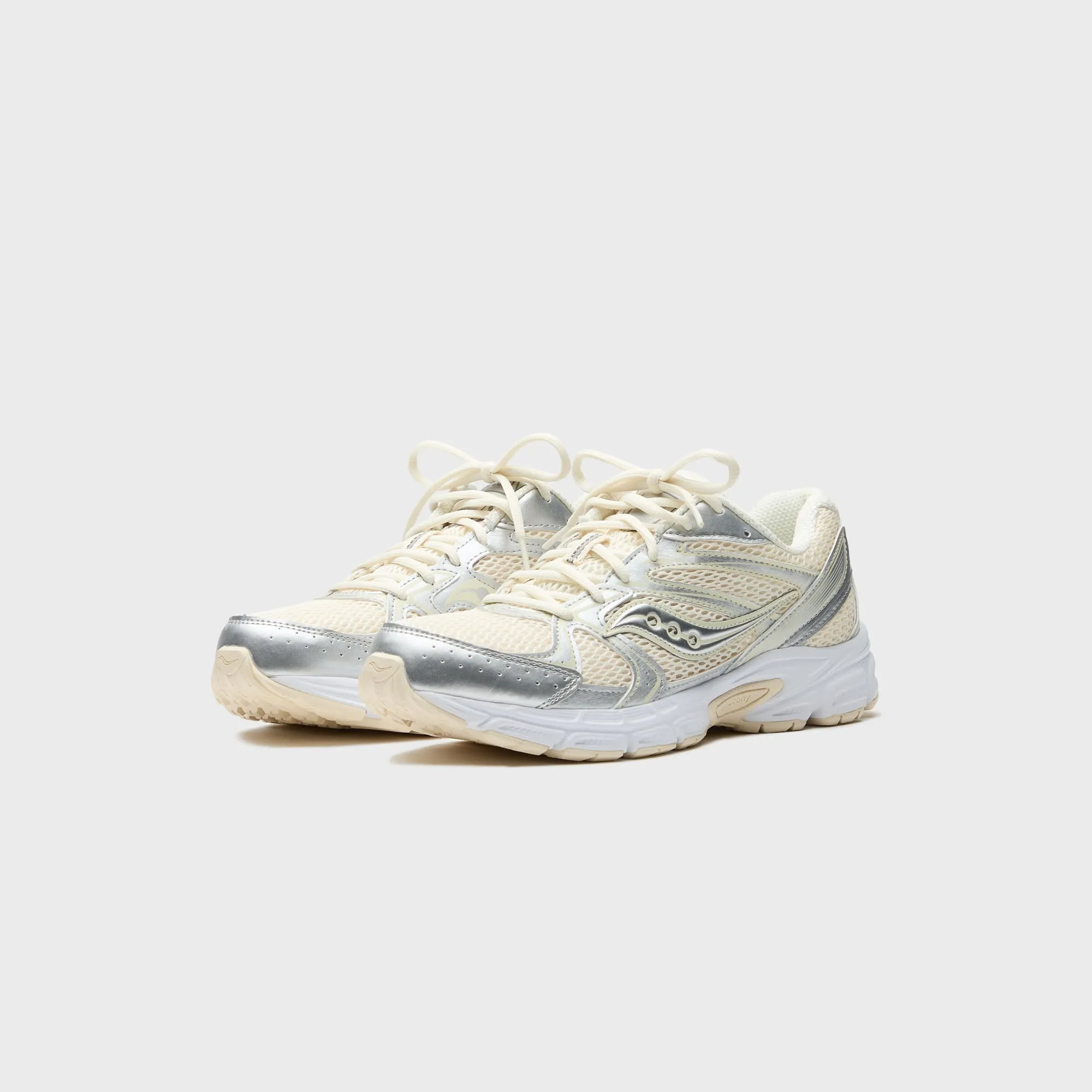 Optimal Size Saucony Wmns Ride Millennium - Cream / Silver