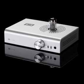 Schiit Audio Lyr 3 Hybrid Headphone Amplifier