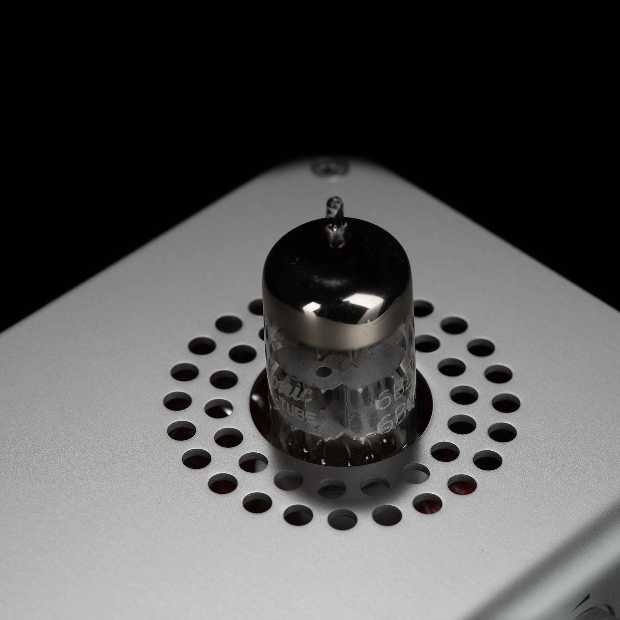 Schiit Audio Vali 2   Headphone Amplifier