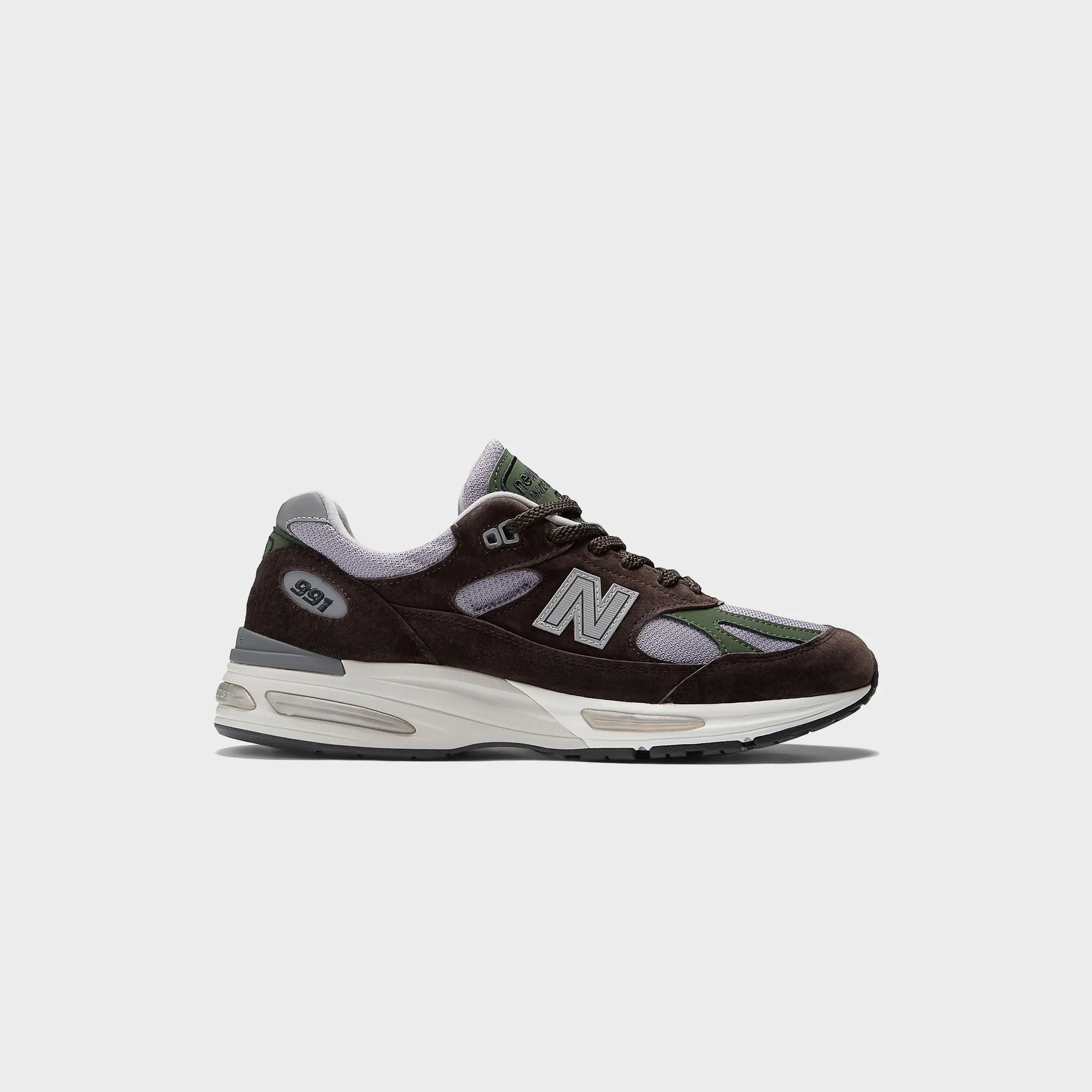 Feel the Energy Step Out Boldly New Balance Made In Uk 991V2 - Brown / Douglas Fir