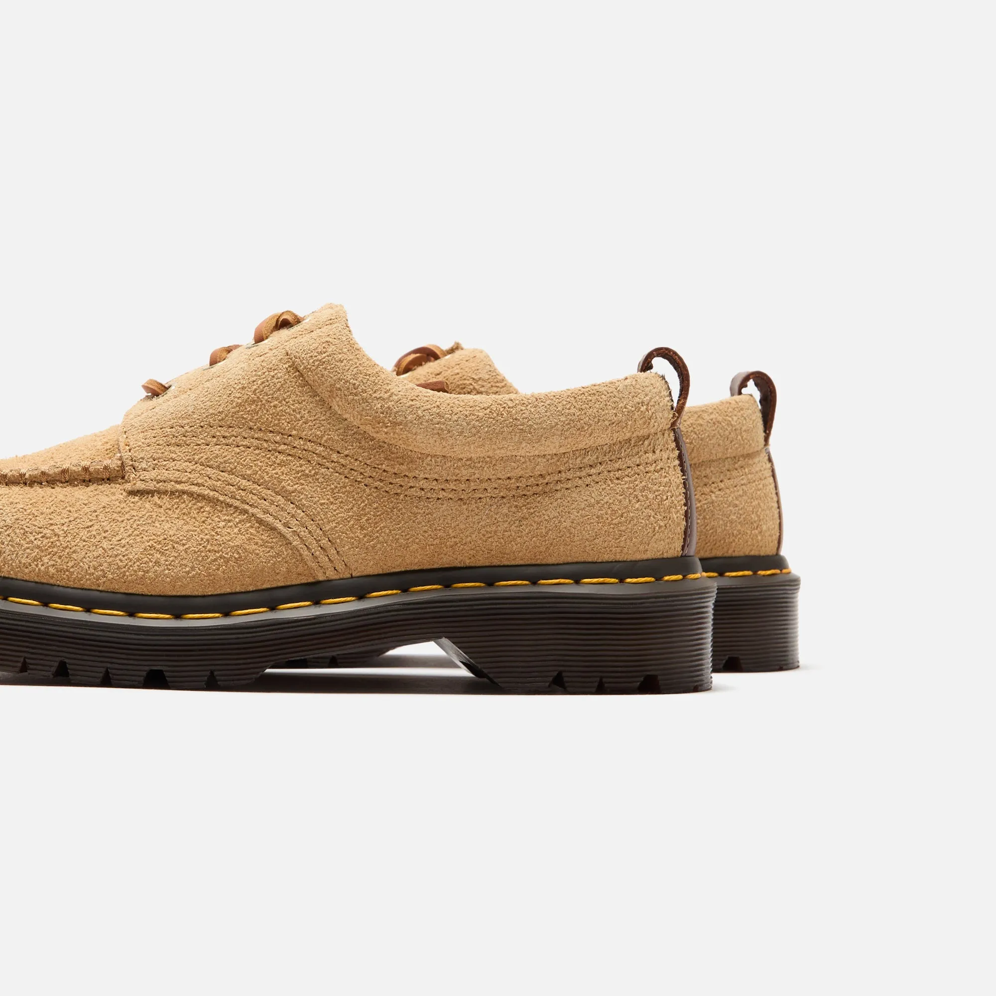 Dr. Martens Lowell - Sand / Dark Brown Flexible And Comfortable And Breathable Straps