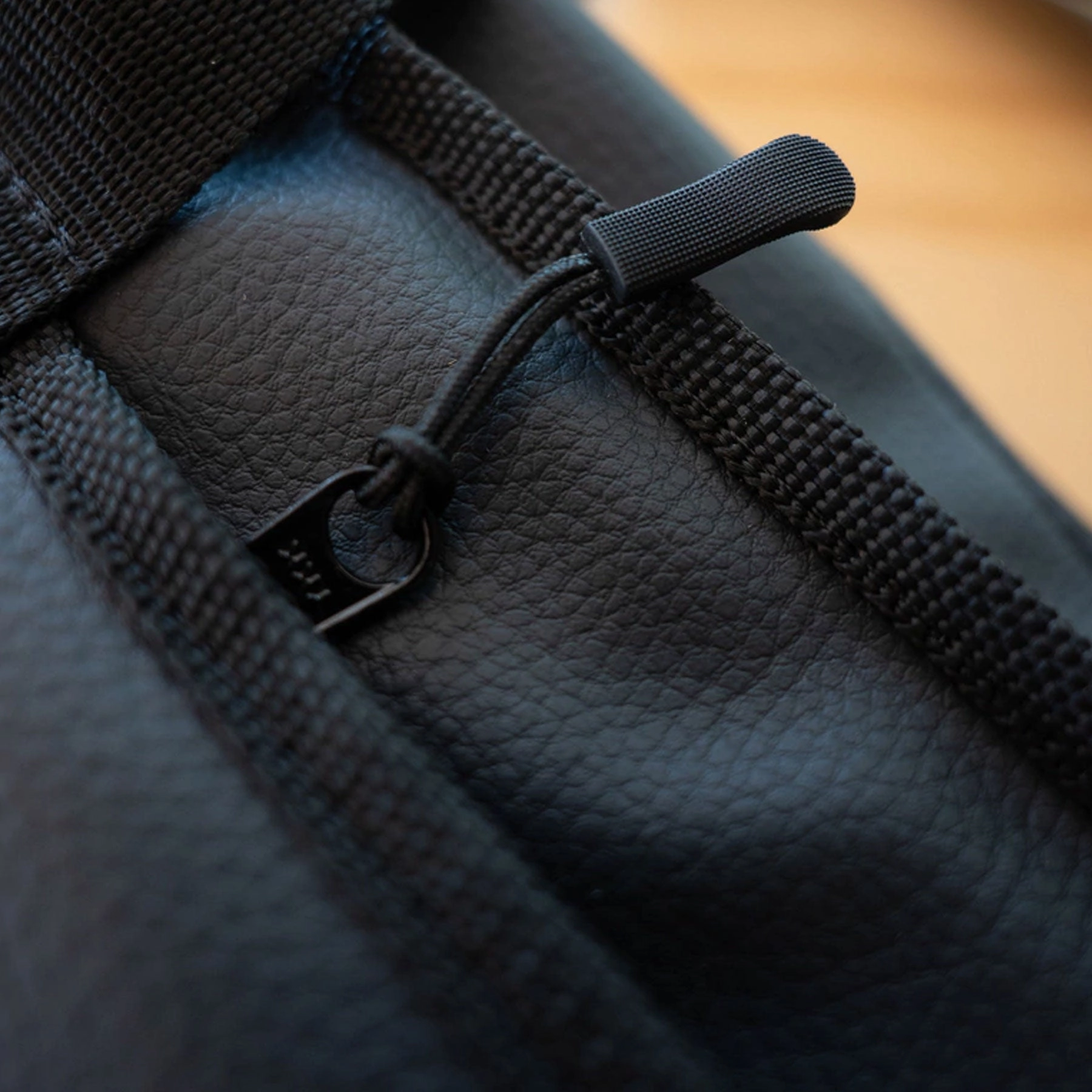 Selektor: Classic Vinyl LP Record Bag - Special Edition / Vegan Leather