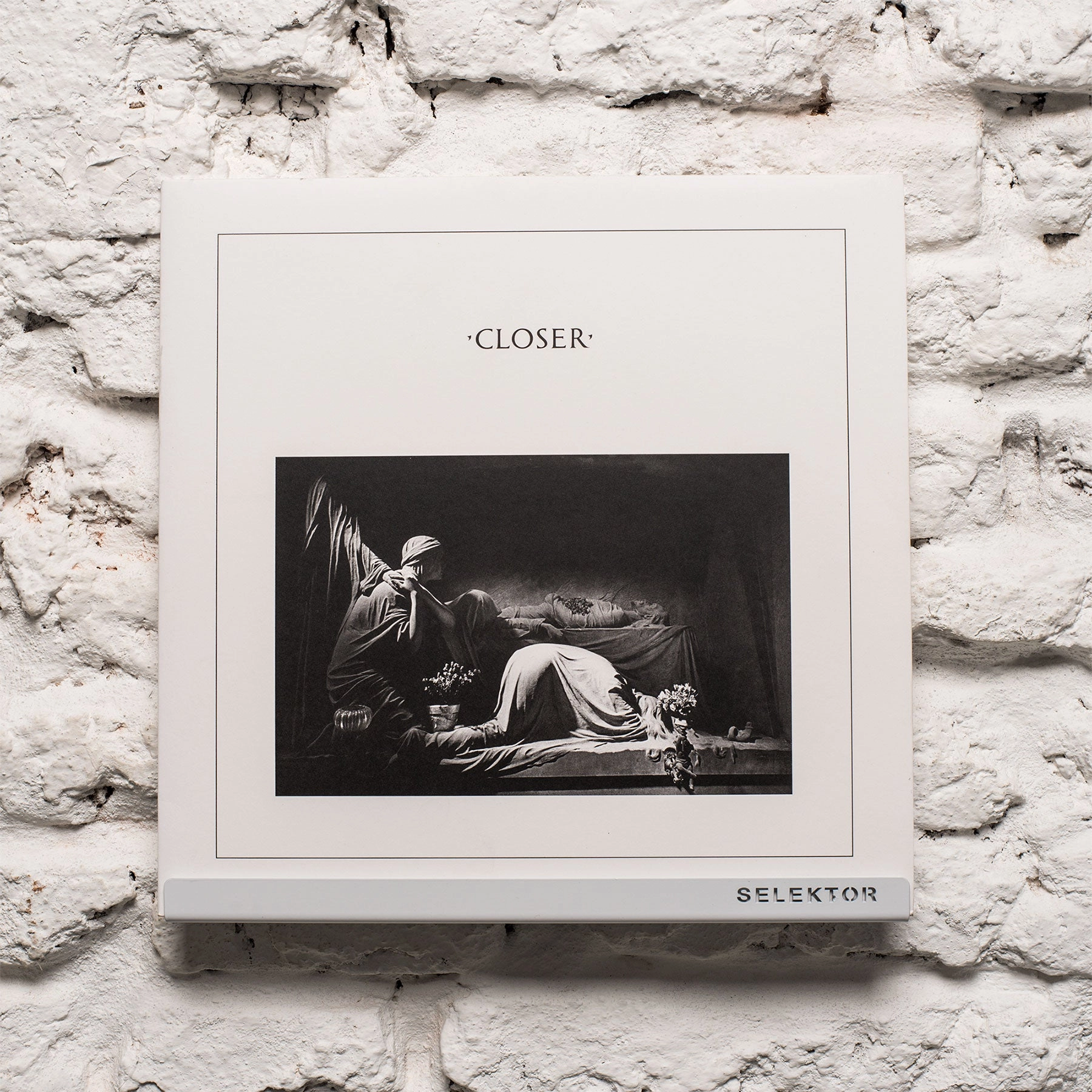 Selektor: Now Playing Vinyl Record Display Stand / Wall Mount