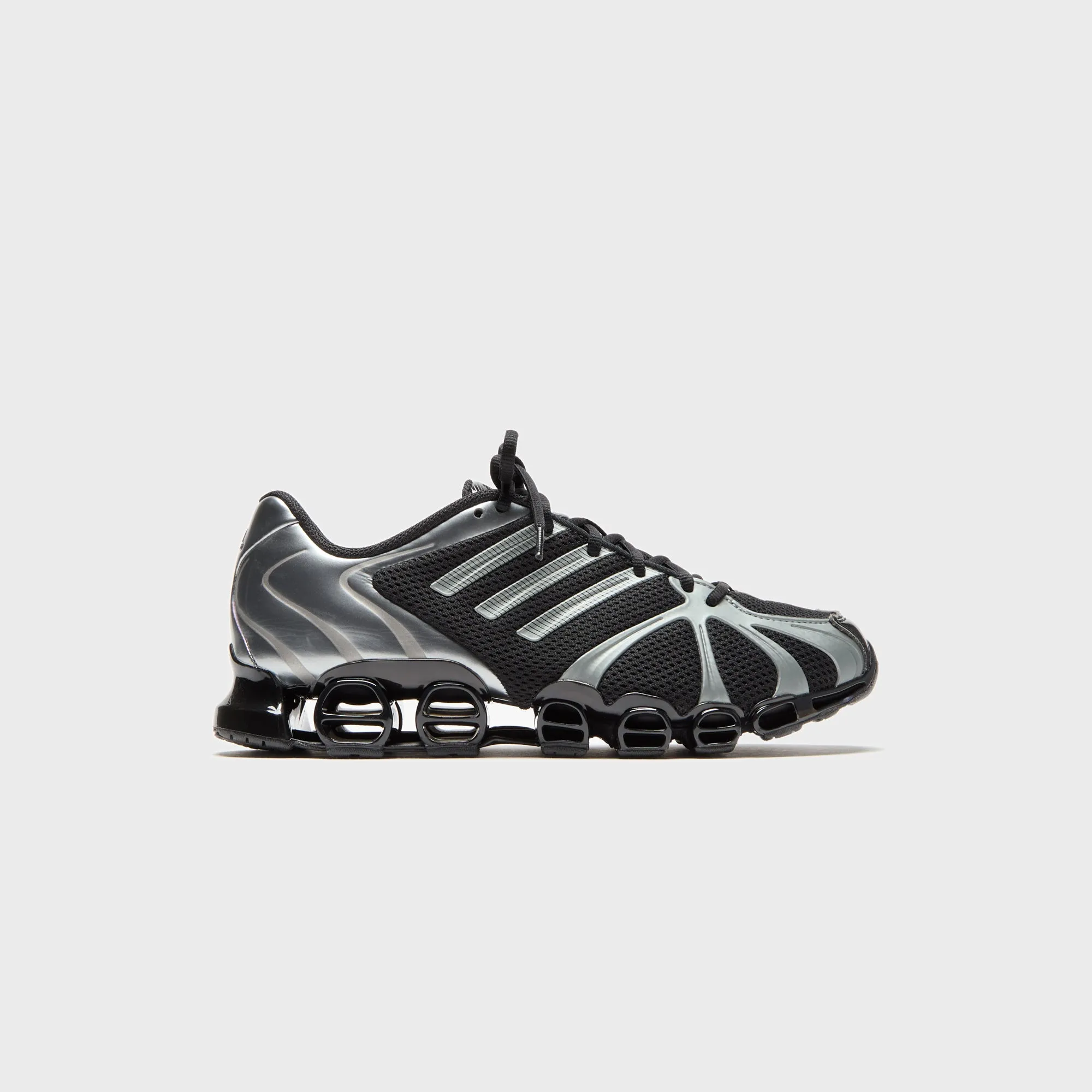 Adidas Wmns Mega Ghostride - Core Black / Iron Metallic / Core Black Foot Carnation