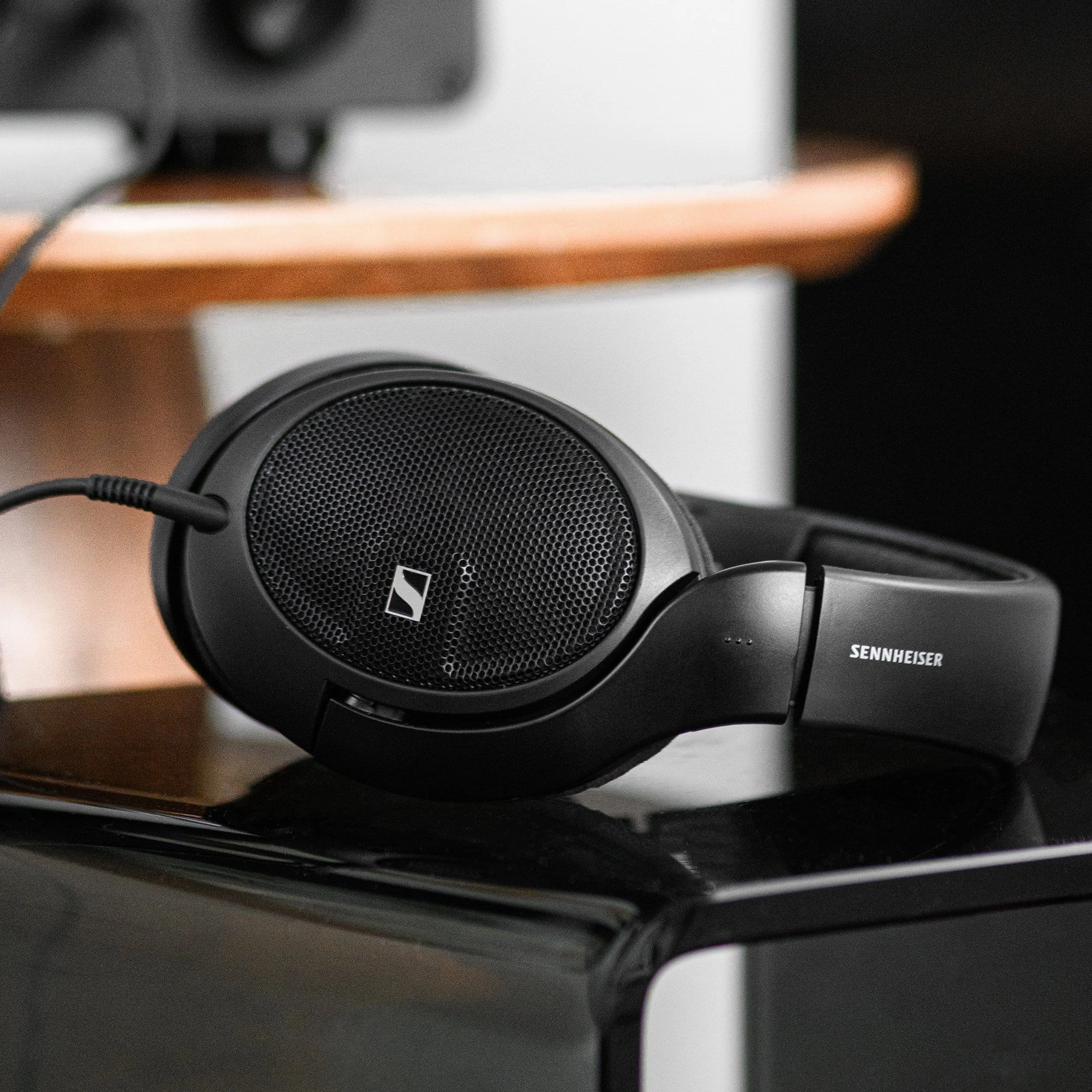 Sennheiser HD 560S Open Back Headphones