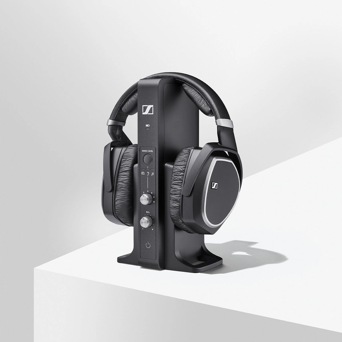 Sennheiser RS195 Over-Ear Closed Headphones (Black)