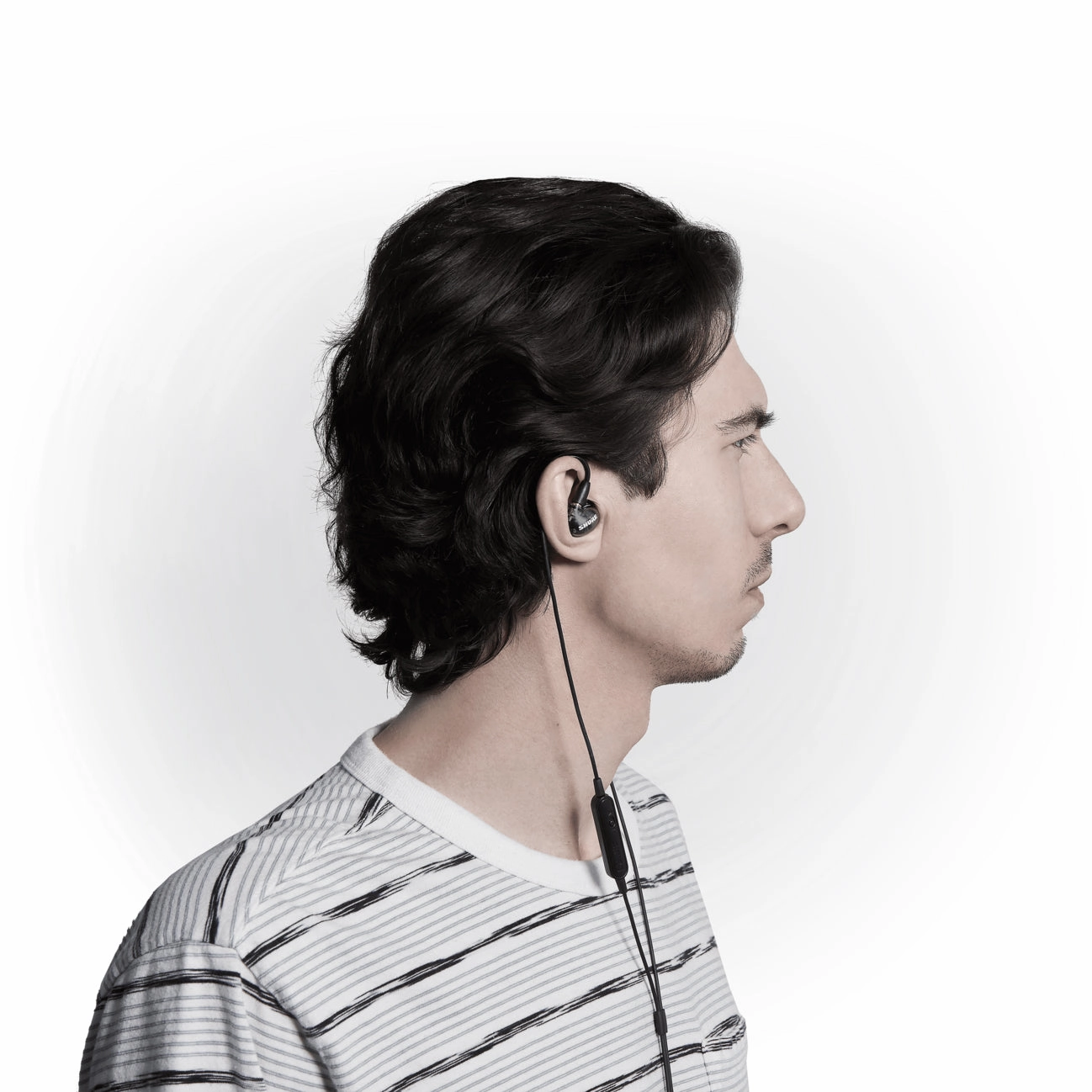 Shure AONIC 4 Sound Isolating Earphones