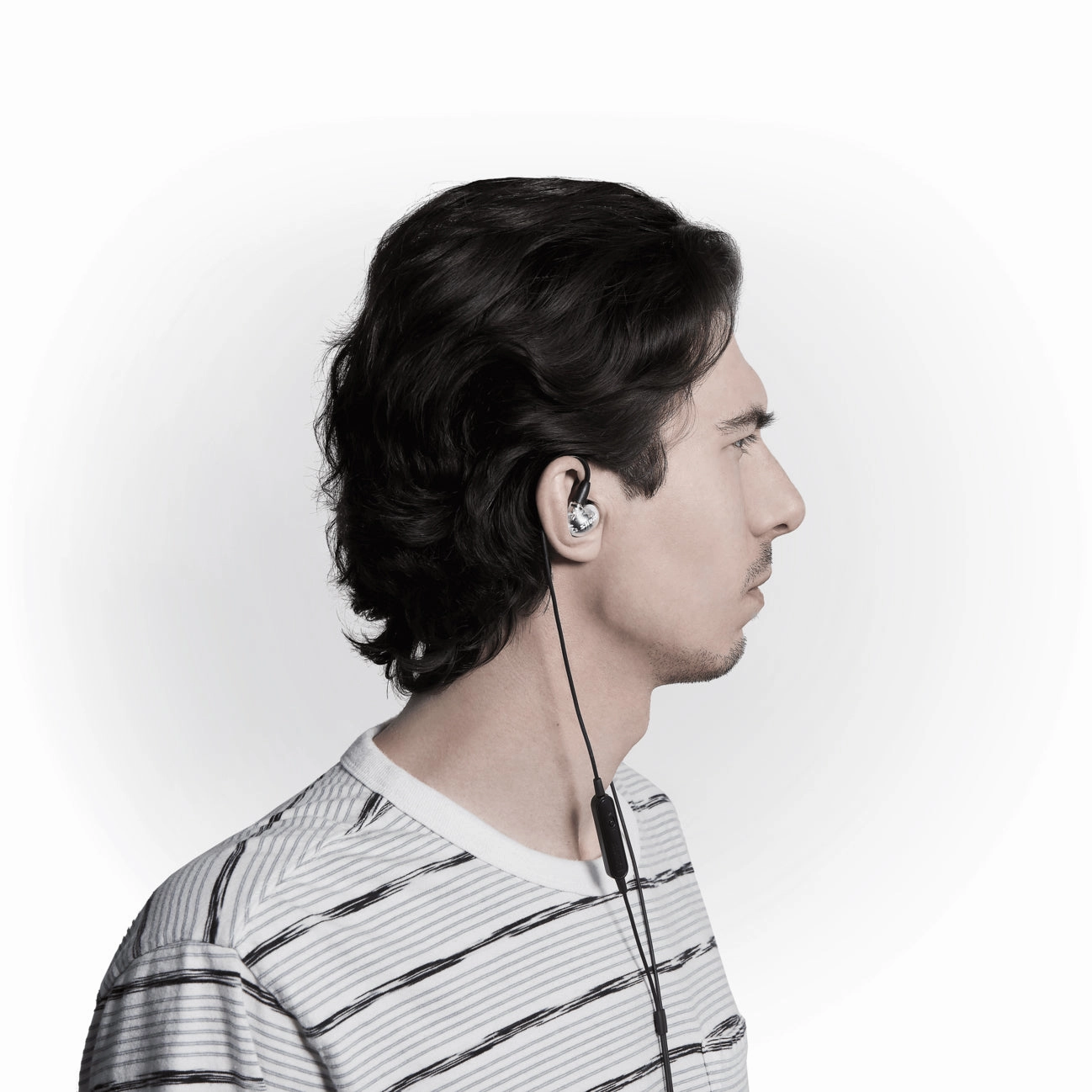 Shure AONIC 4 Sound Isolating Earphones