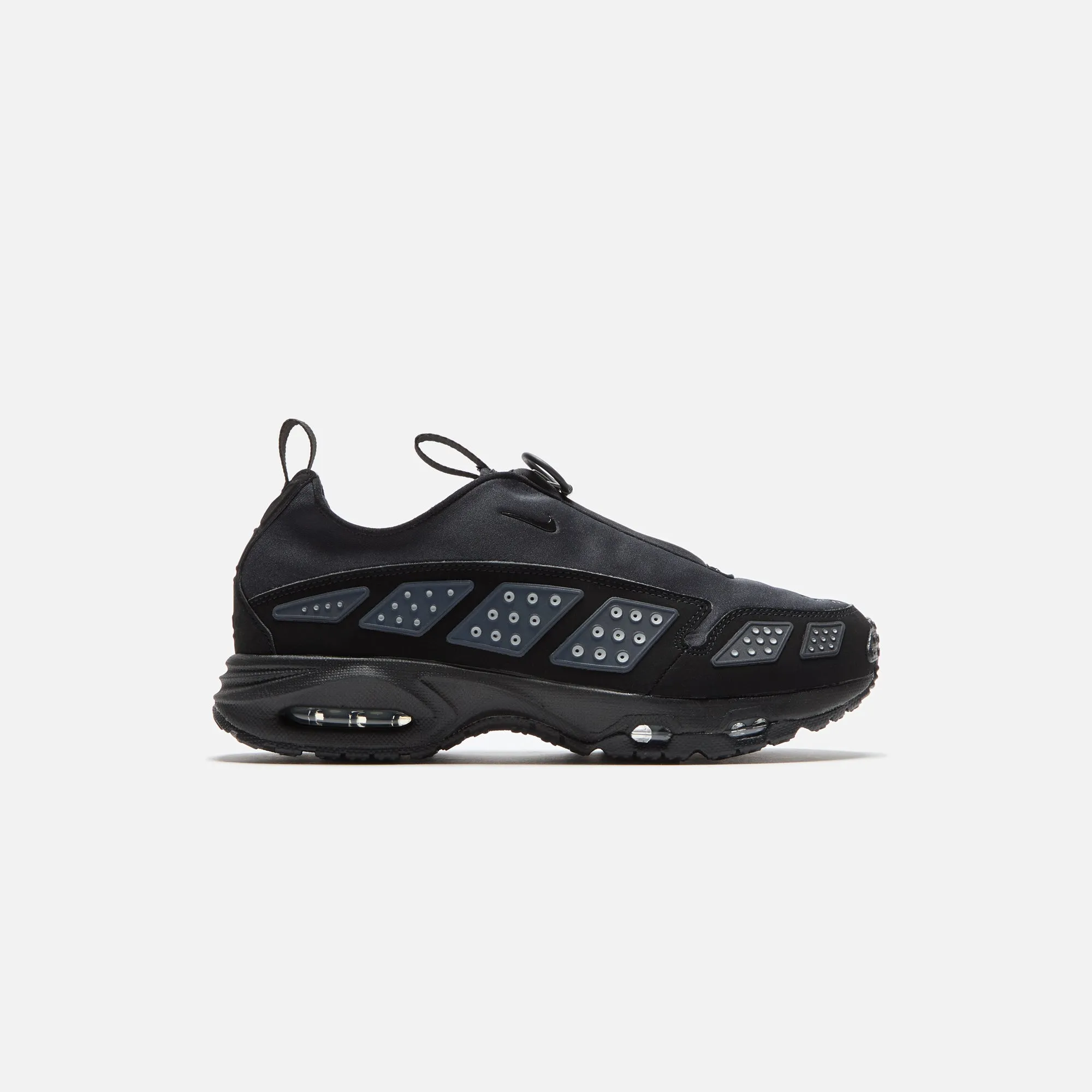Nike Wmns Air Max Sndr - Black / Metallic Silver SlipOnFeature