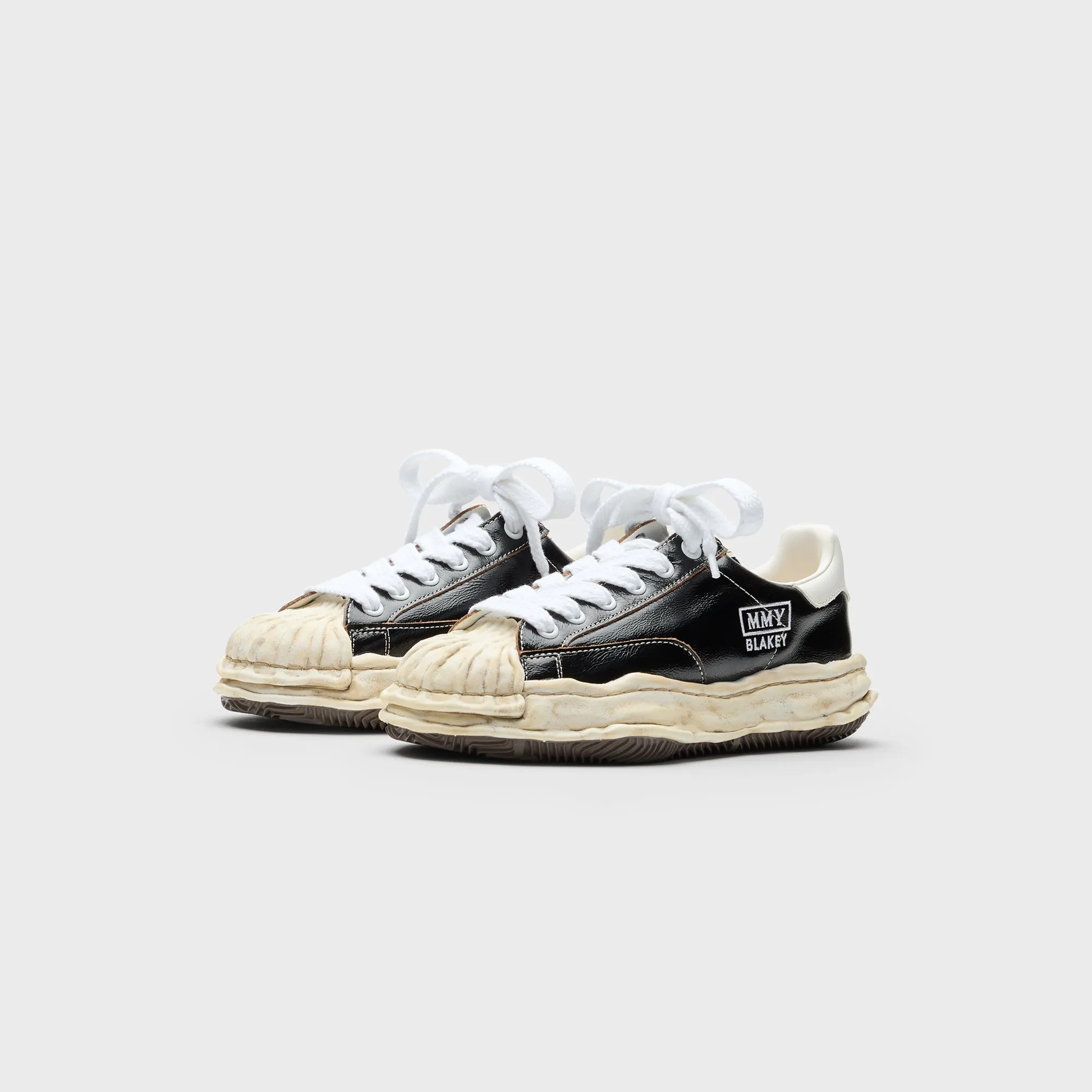 Springy Mihara Yasuhiro Blakey Original Sole Wrinkled Leather Low Top Sneaker - Black