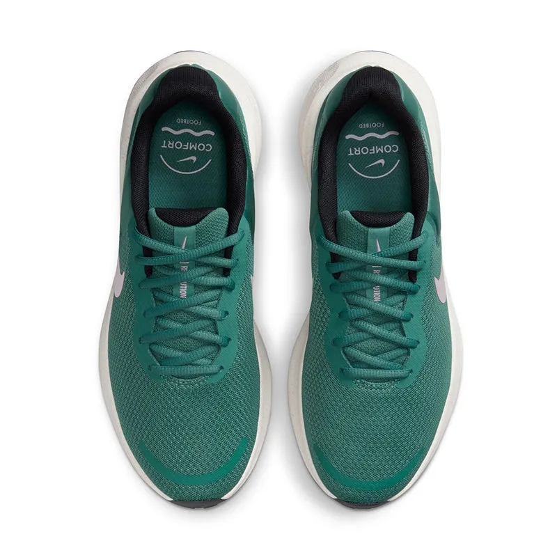 Nike Women'S Revolution 7 Trail-Ready Innovation Slip-On Anti-Bacterial