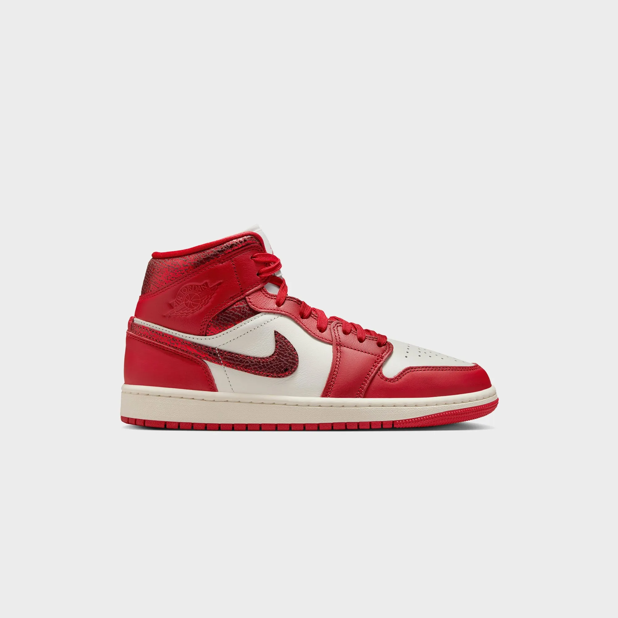 Comfortable Wax Nike Air Jordan 1 Mid - Sail / Team Red / Varsity Red