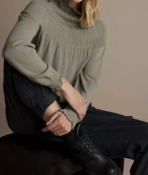 Pull smocké en argile