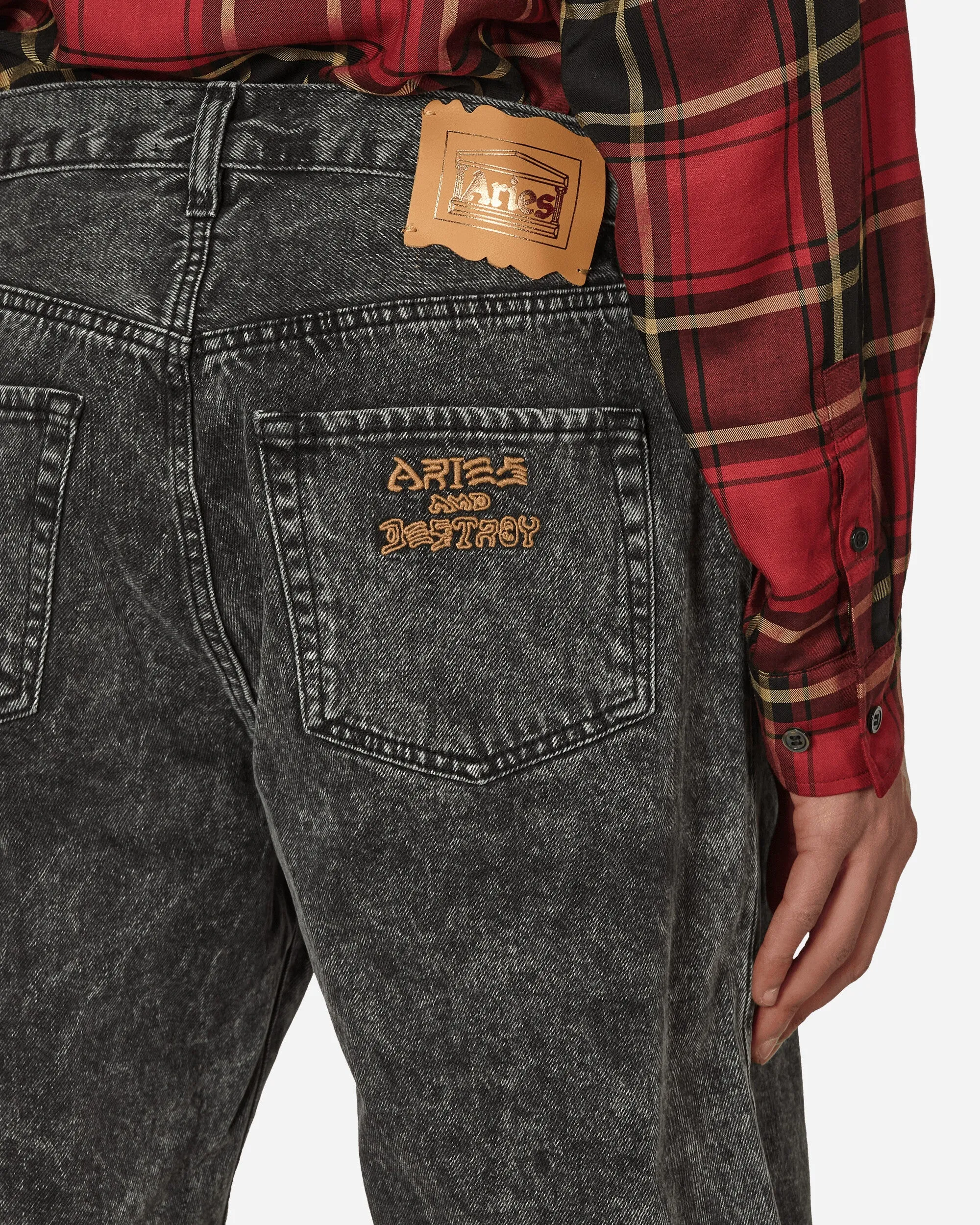 Design Ergonomics Acid Wash Denim Shorts Black