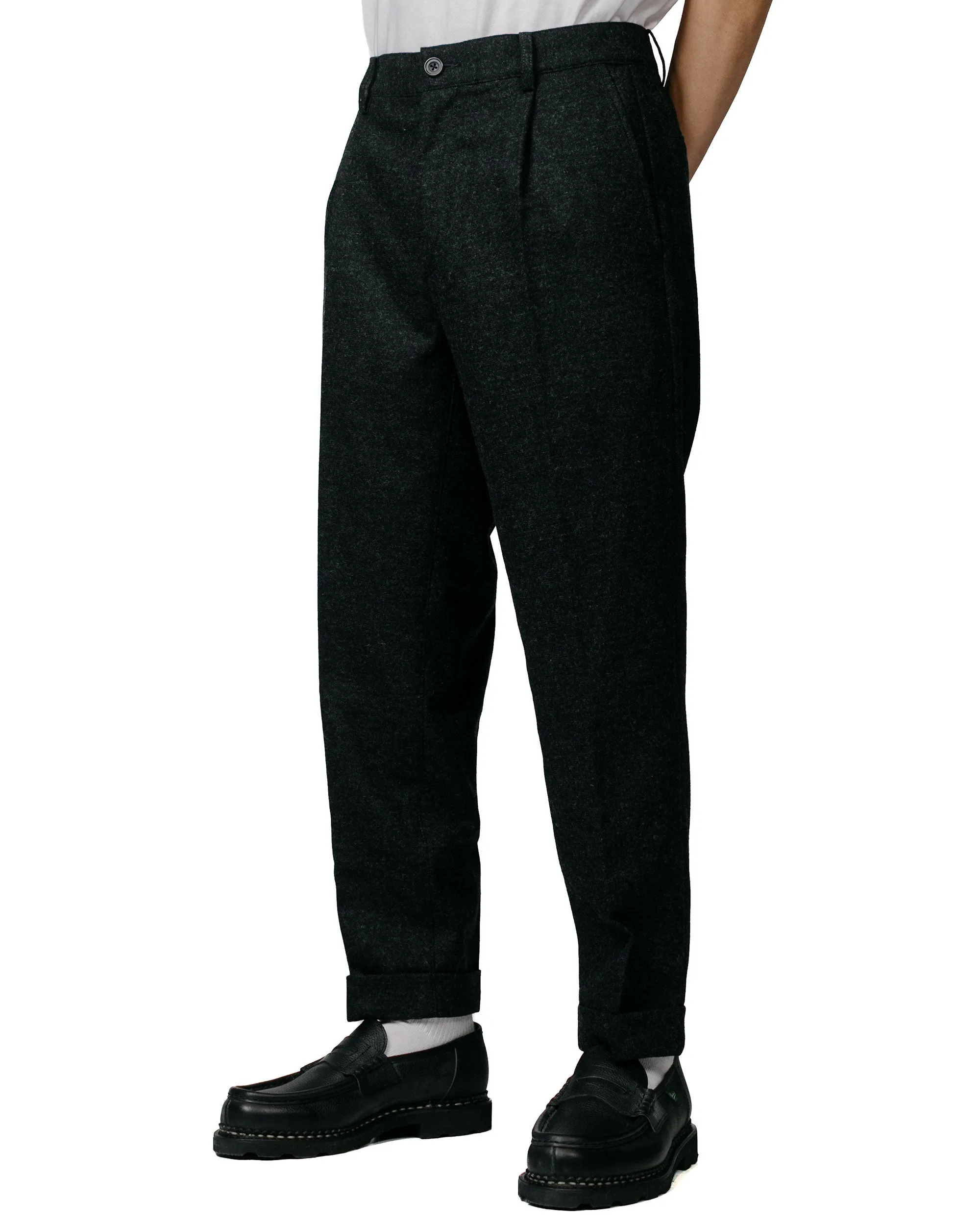 Nubuck Beams Plus 1Pleat Wool Cashmere Charcoal Grey